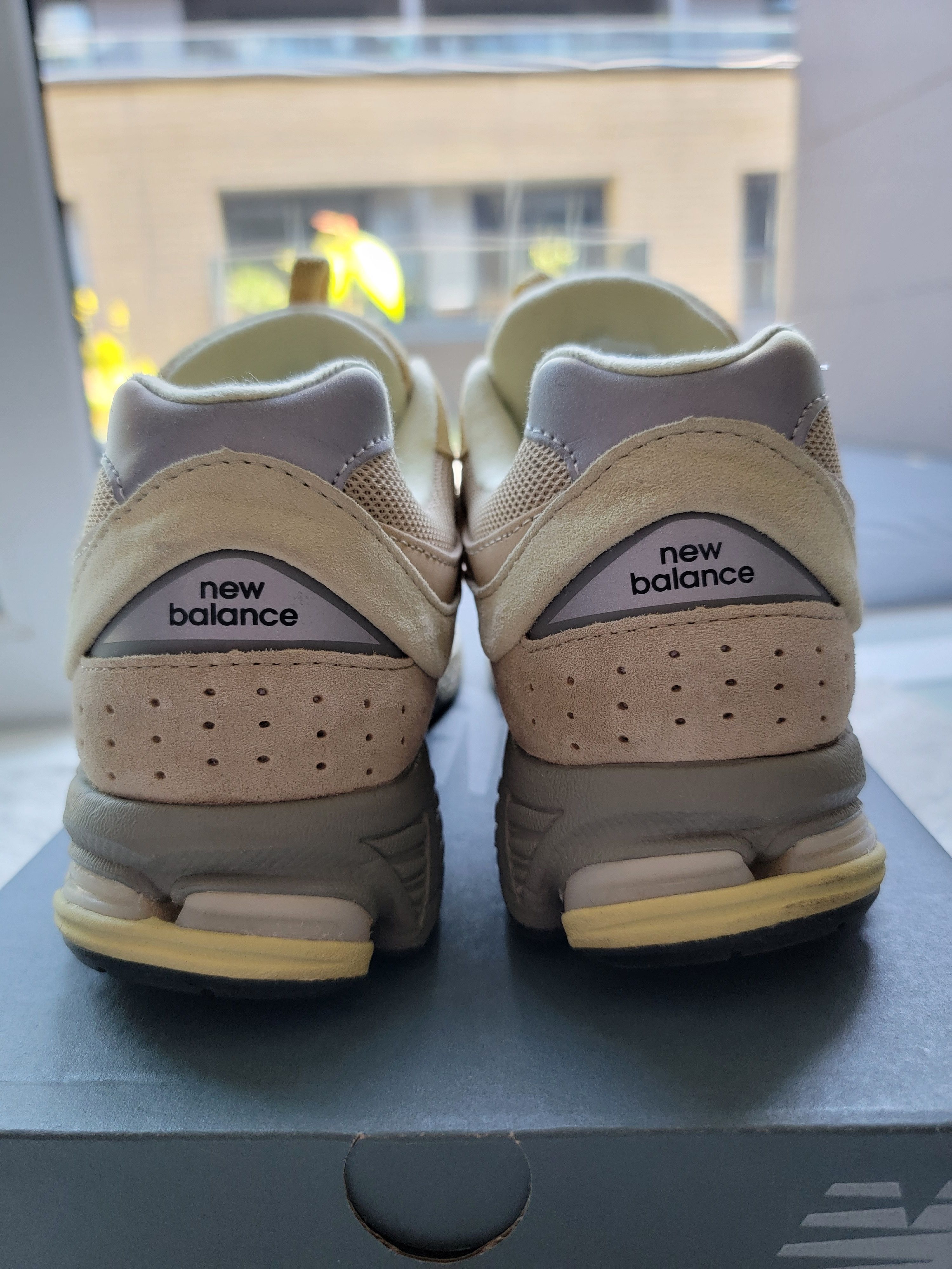 Auralee × New Balance Auralee X New Balance 2002r Yellow Beige Size US 8 / EU 41 - 6 Thumbnail
