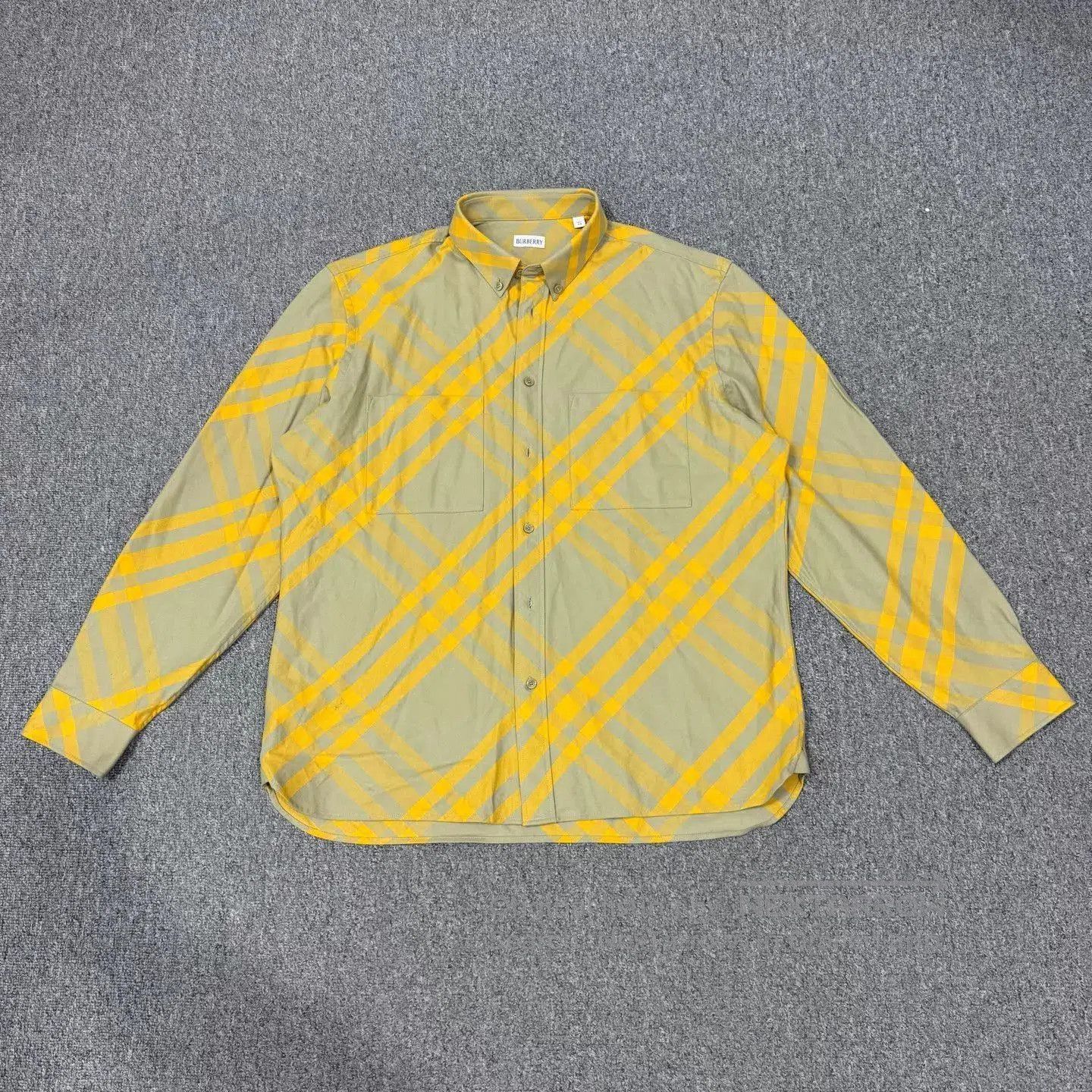 Burberry Multi Check Long Sleeve Button-Up Shirt. Size US XL / EU 56 / 4 - 1 Thumbnail