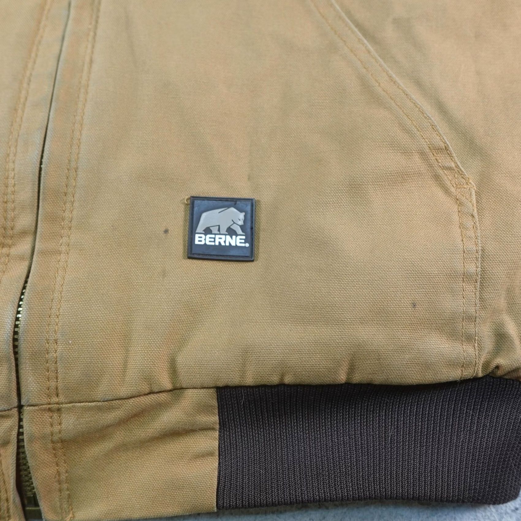 Vintage Berne Jacket Mens M Brown Canvas Hooded Quilted Lined Insulated Workwear Bomber Zip Pockets Full Zip Size US M / EU 48-50 / 2 - 5 Thumbnail
