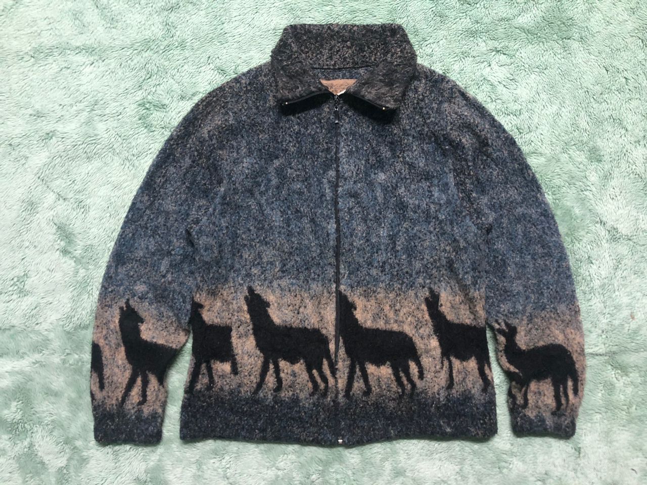 Vintage VINTAGE BEAR RIDGE OUTFITTERS ZIPPER JACKET WOLF DESIGN Size M / US 6-8 / IT 42-44 - 1 Thumbnail