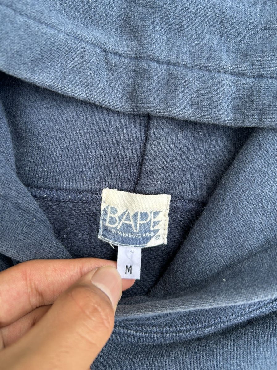 Bape Vintage 2000s BAPE NIGO Neon Shark Navy Blue Pullover Hoodie Size US M / EU 48-50 / 2 - 4 Thumbnail