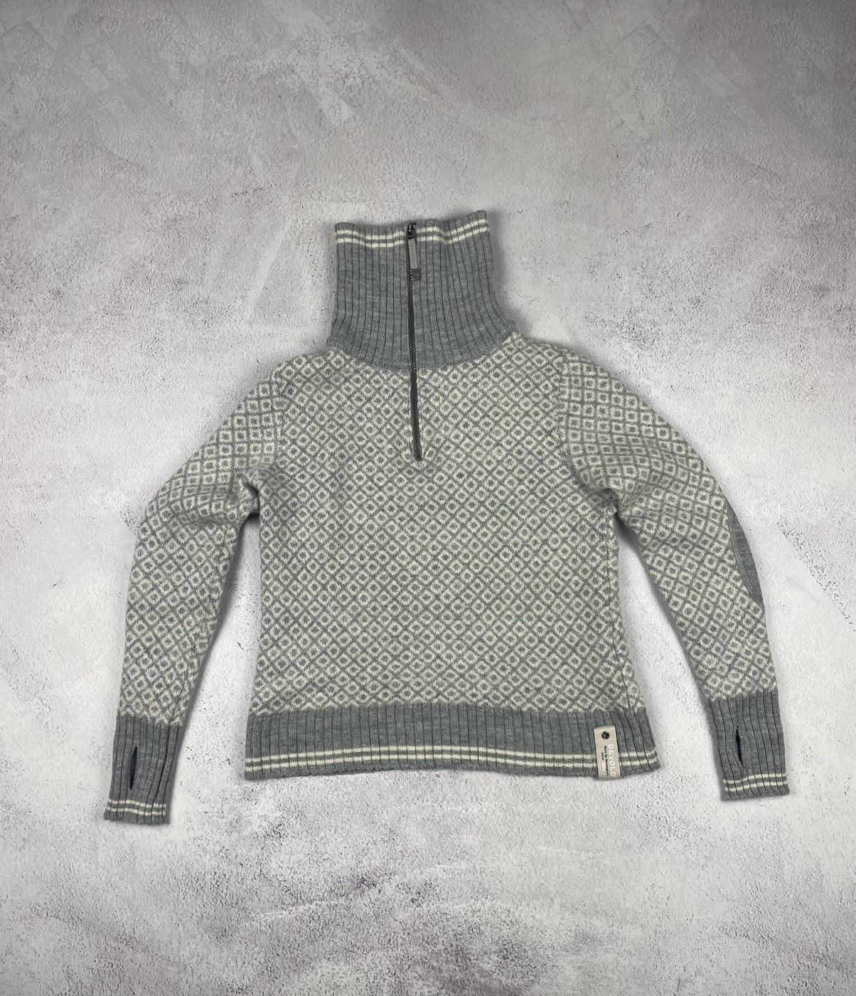 Dale Of Norway × Vintage Devold Norway Sweater Pure New Wool Small Size Size XS / US 0-2 / IT 36-38 - 1 Thumbnail