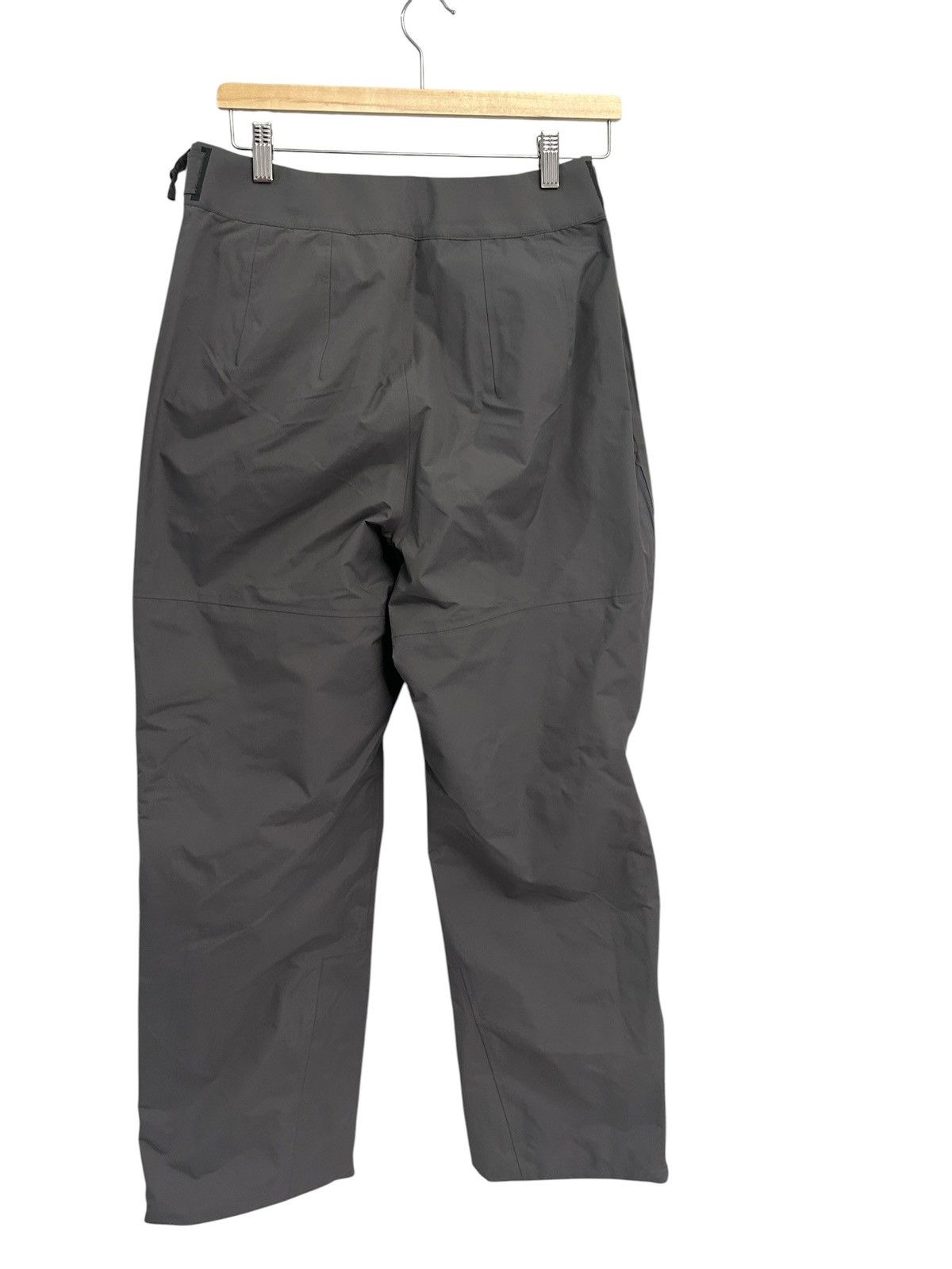 SKIMS THE NORTH FACE X SKIMS W SEAM TAPE PANT Sk Gunmetal Medium Size 30" / US 8 / IT 44 - 2 Thumbnail
