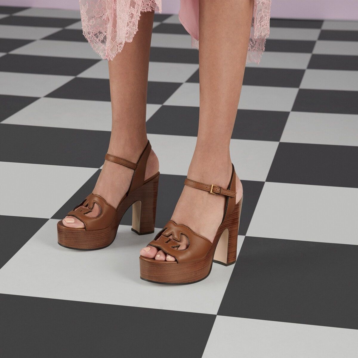 Gucci o1s1wg110125 Interlocking G Sandals in Brown Size US 10.5 / IT 40.5 - 3 Thumbnail