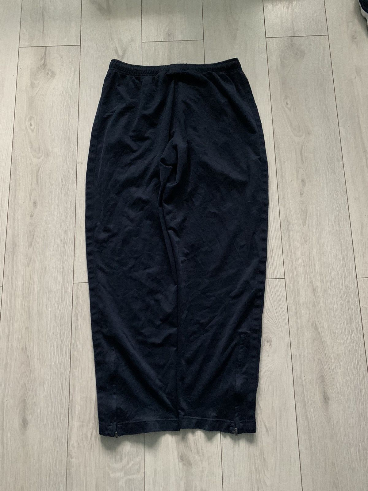 Vintage Vintage nike track pants y2k acg gorpcore sweatpants Size US 36 / EU 52 - 2 Thumbnail
