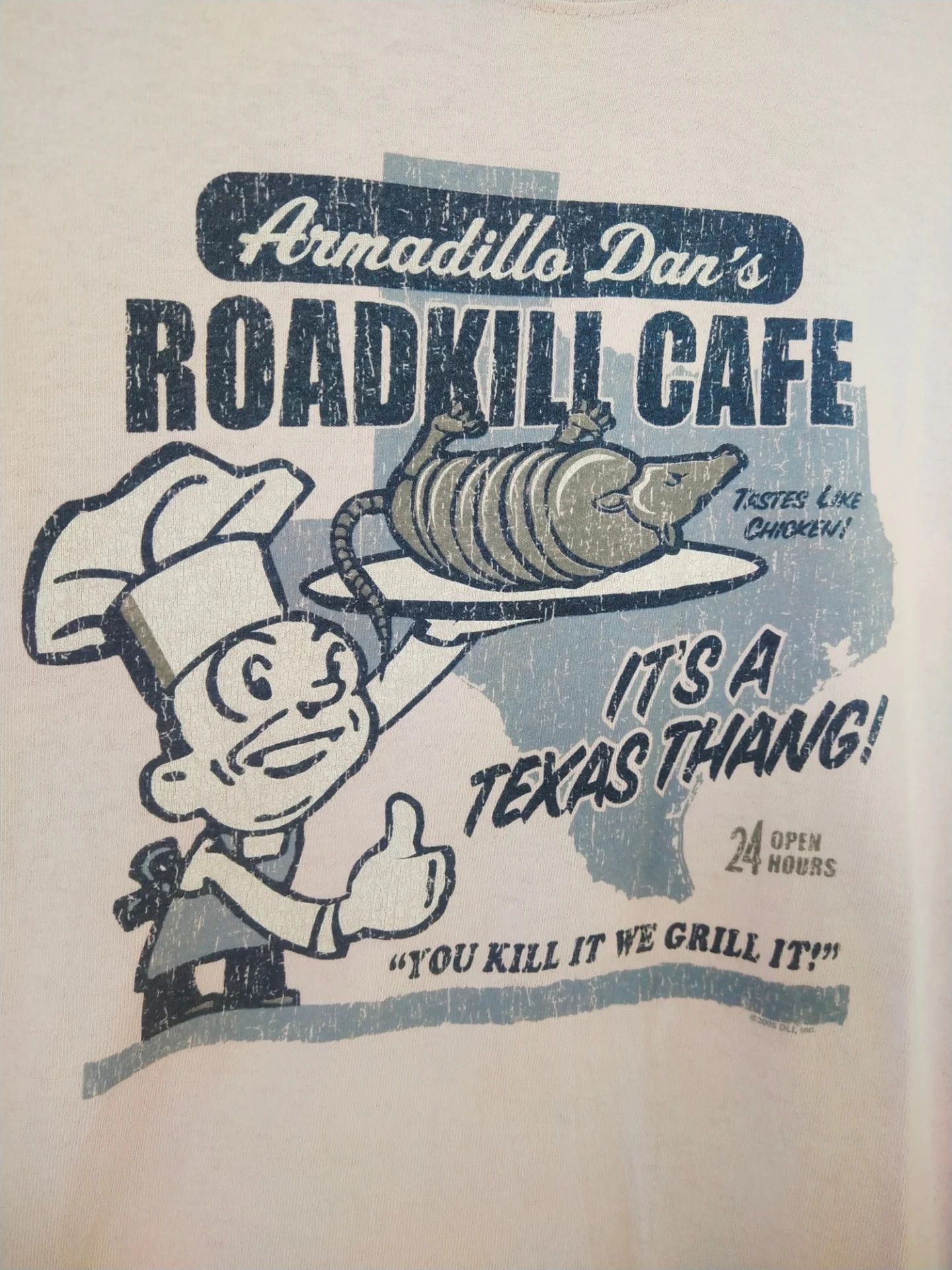 Vintage Vintage Armadillo Dan's Roadkill Cafe Texas Parody Tee Size US M / EU 48-50 / 2 - 2 Thumbnail