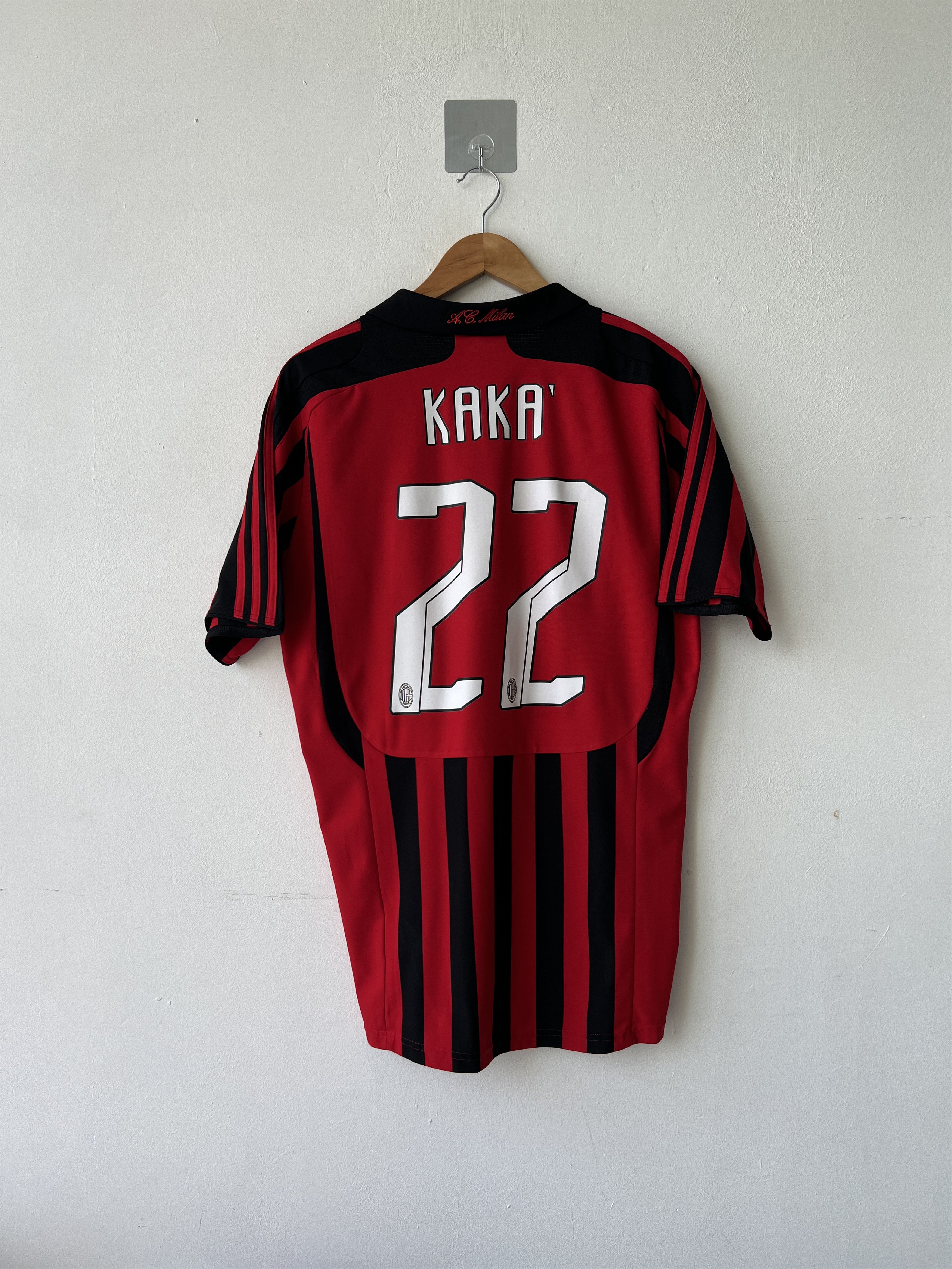 Adidas (M fits L) AC Milan 2007-08 Home Kit Kaka #22 Size US M / EU 48-50 / 2 - 1 Thumbnail