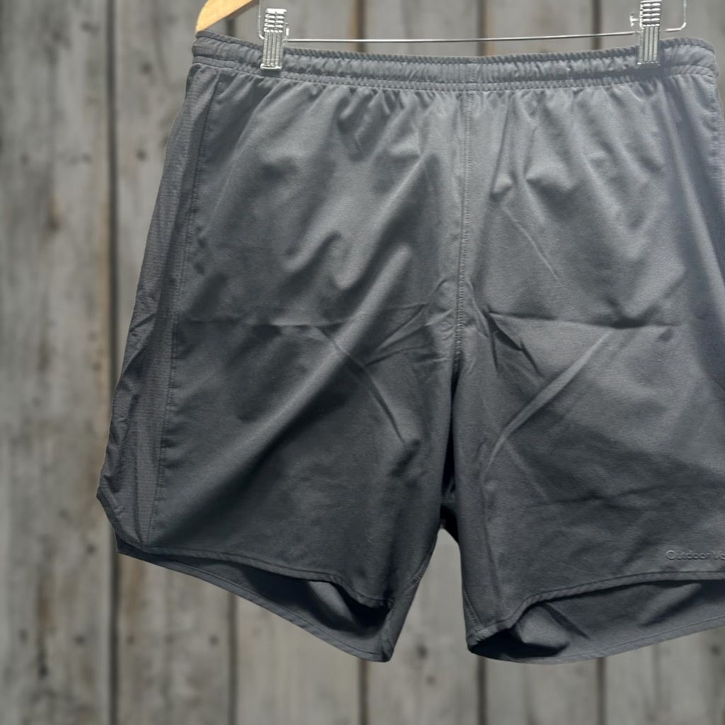 Outdoor Voices Outdoor Voices Shorts Mens XL Black Athletic Running Training Gym Zip Pocket Size US 36 / EU 52 - 1 Thumbnail