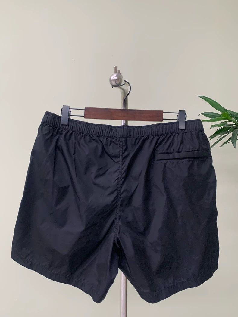 Valentino Valentino Solid logo monogram print straight casual shorts Size 35" - 2 Thumbnail