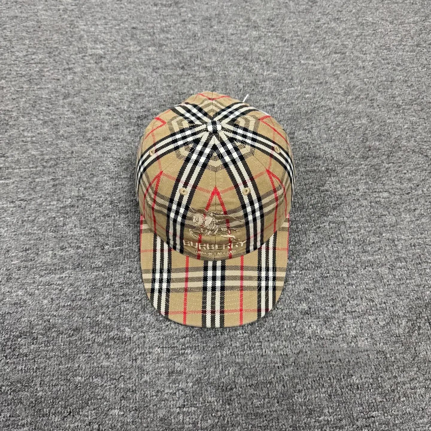 Burberry BURBERRY War Horse embroidery letter logo Classic checkere Size ONE SIZE - 2 Thumbnail