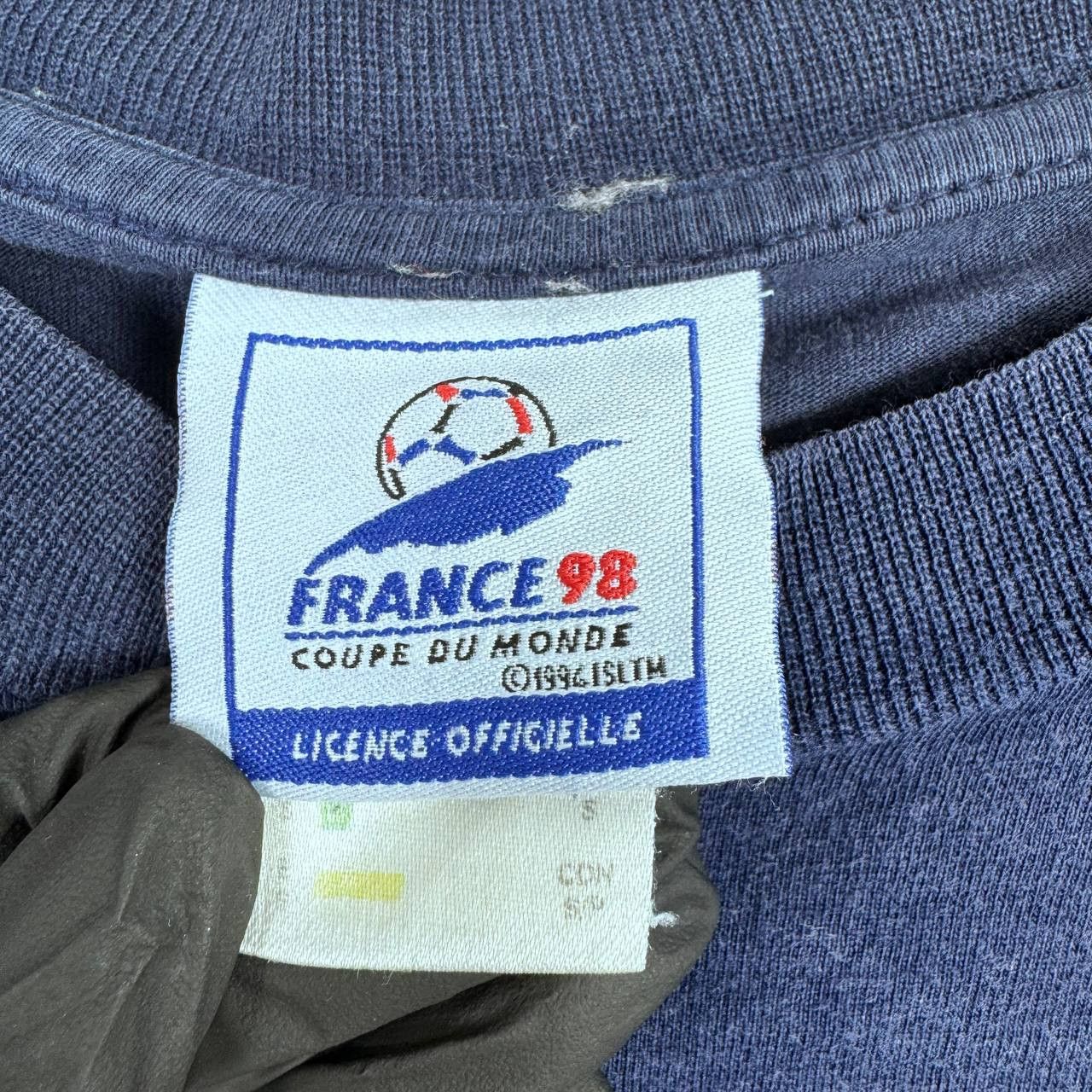 Adidas Adidas France 96 World Cup Vintage T Shirt Blue Mens Size S Size US S / EU 44-46 / 1 - 5 Thumbnail