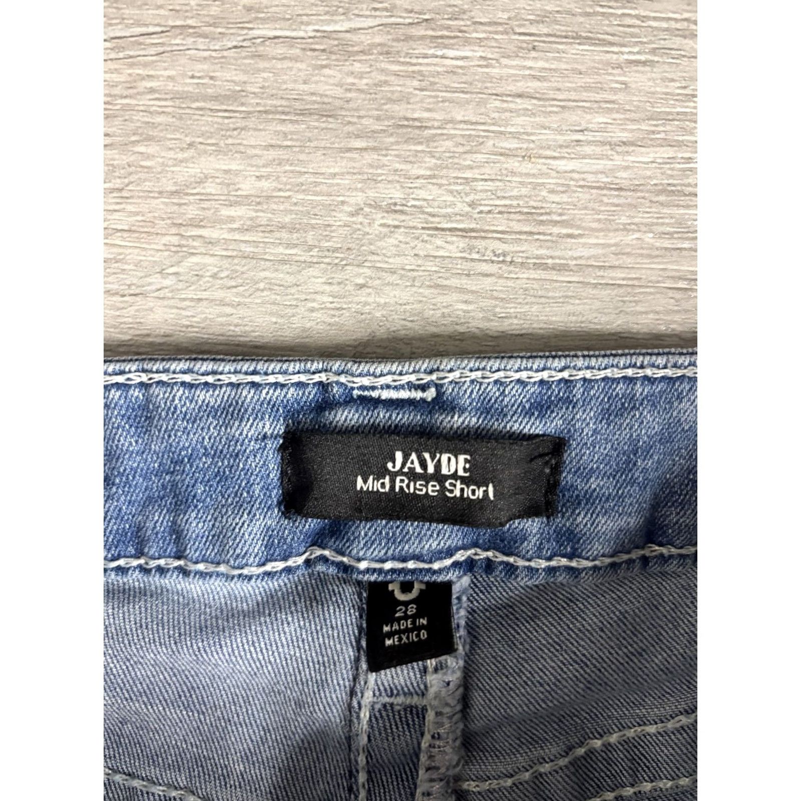 True Religion VINTAGE None True Religion Shorts Womens 28 Blue Denim Mid Rise Cut-Off Raw Hem Jayde White Back Pocket Logo 3 in Inseam 5-Pocket Mens Girls Size 28" / US 6 / IT 42 - 3 Thumbnail