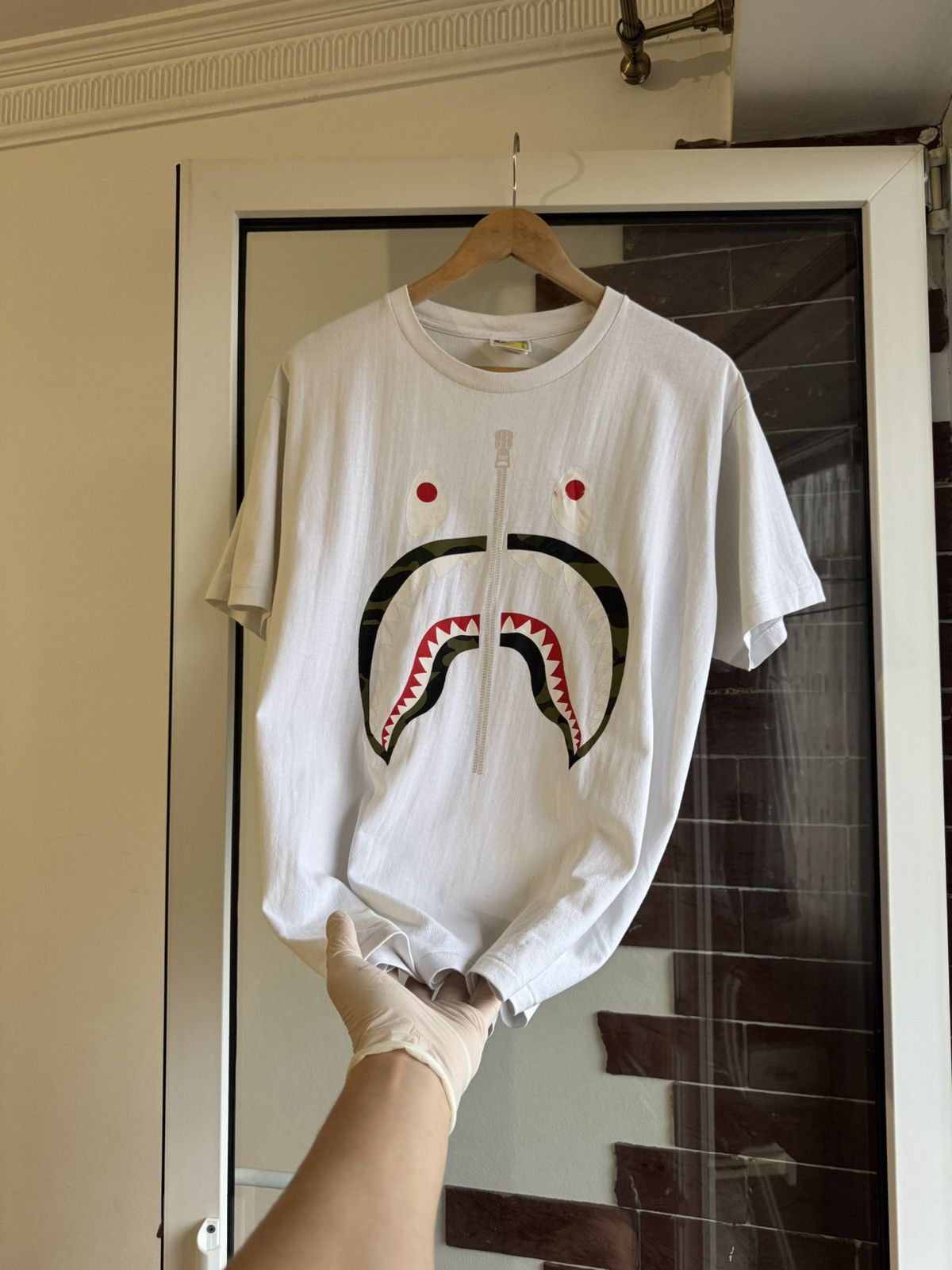 Bape Bape Shark logo tshirt Size US L / EU 52-54 / 3 - 18 Thumbnail