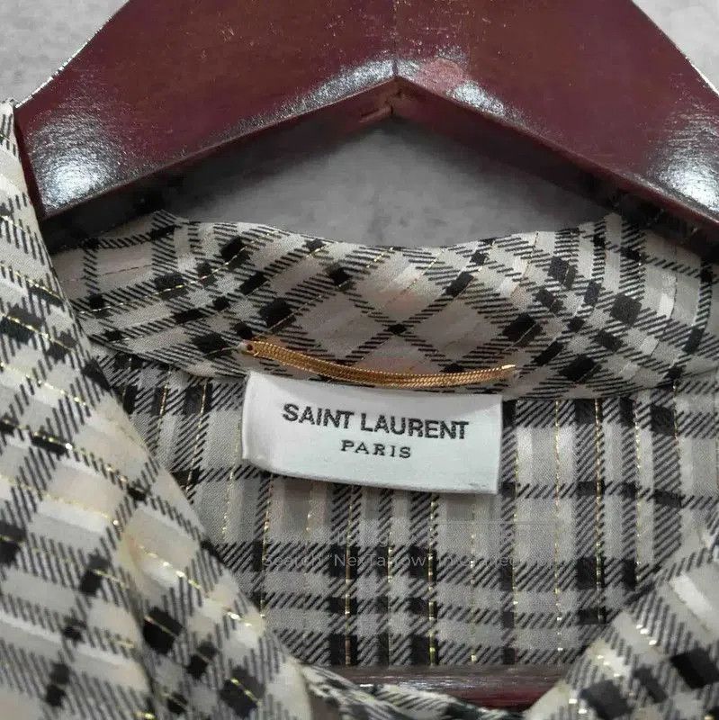Yves Saint Laurent YSL White Silk Long Sleeve Shirt for Women . Size S / US 4 / IT 40 - 3 Thumbnail