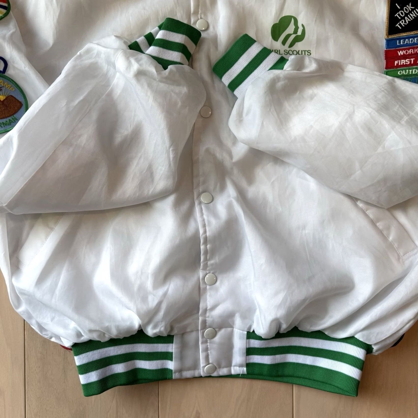 Vintage VINTAGE Girl Scout Bomber Jacket Medium White 80s Made in USA Americana Boho Size US L / EU 52-54 / 3 - 6 Thumbnail