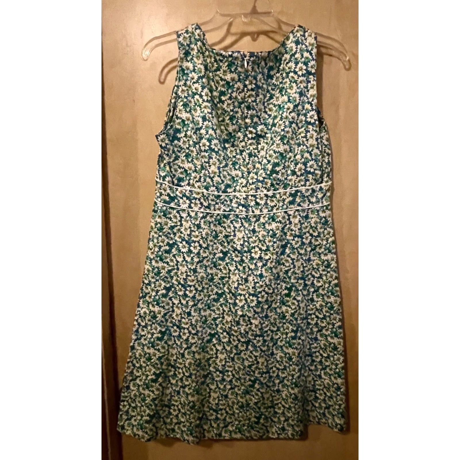Liz Claiborne White Pink Green Floral Empire Sleeveless Sun Dress Size 10