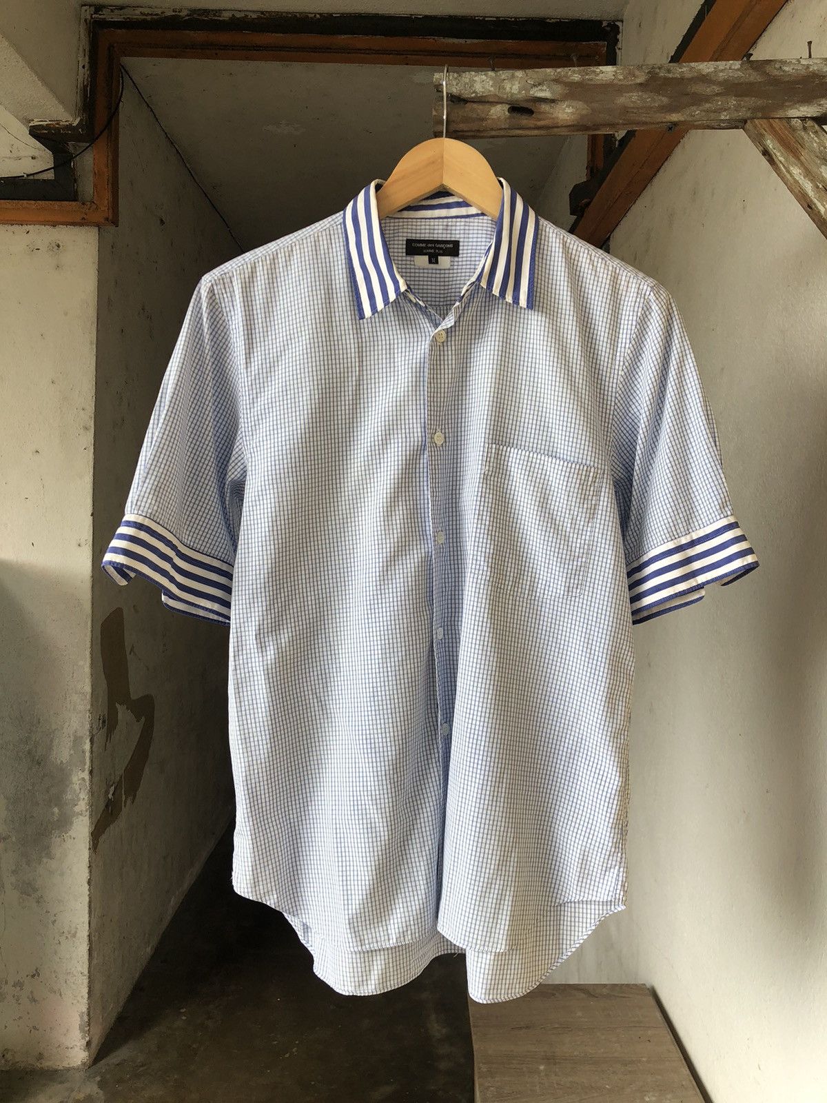 AD2007 Check Button Up