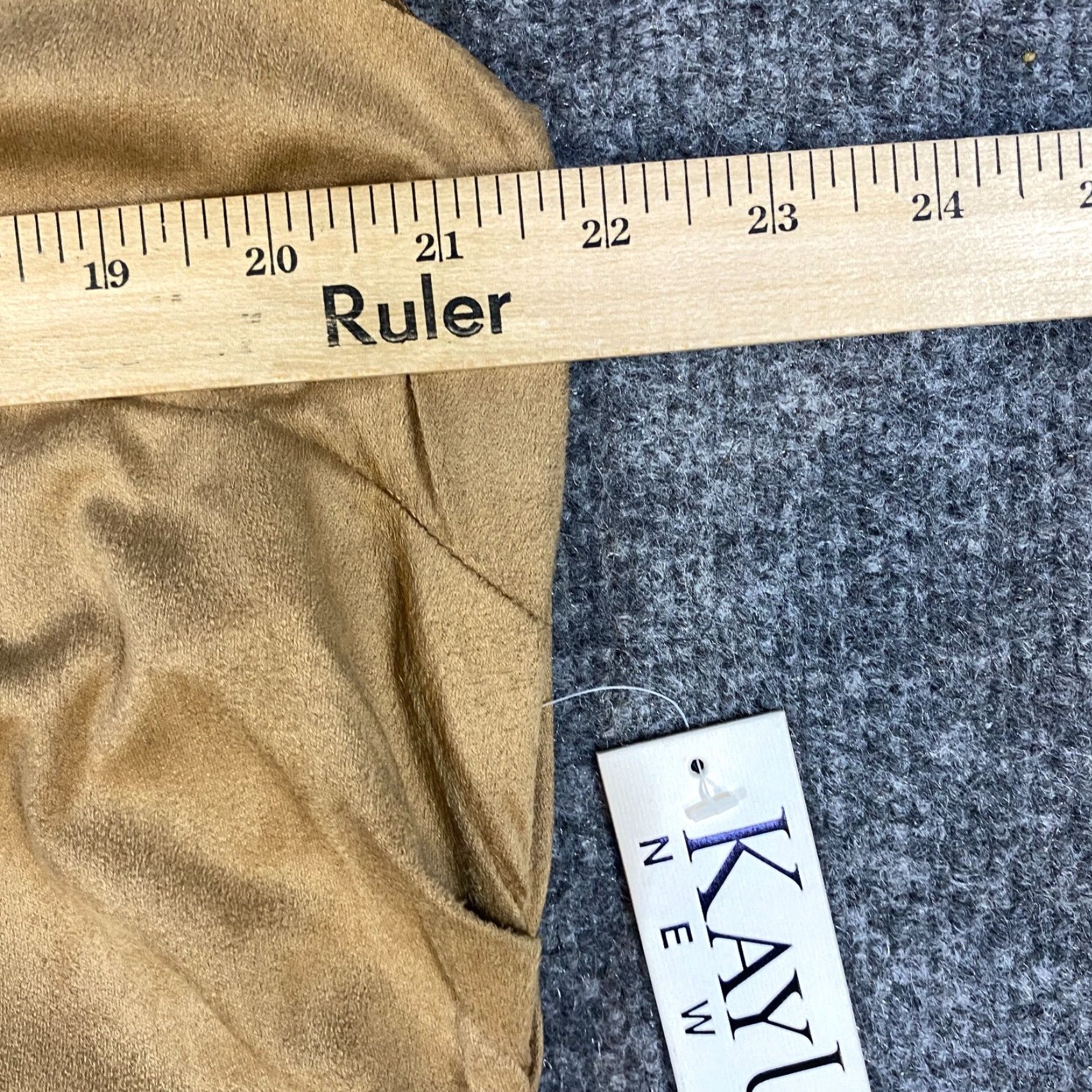 Vintage Kay Unger Dress 20W Beige Solid Sheath NEW Adult Plus Knee Length Sleeveless Boat Neck Women Dress Size 3XL / US 20-22 - 4 Thumbnail