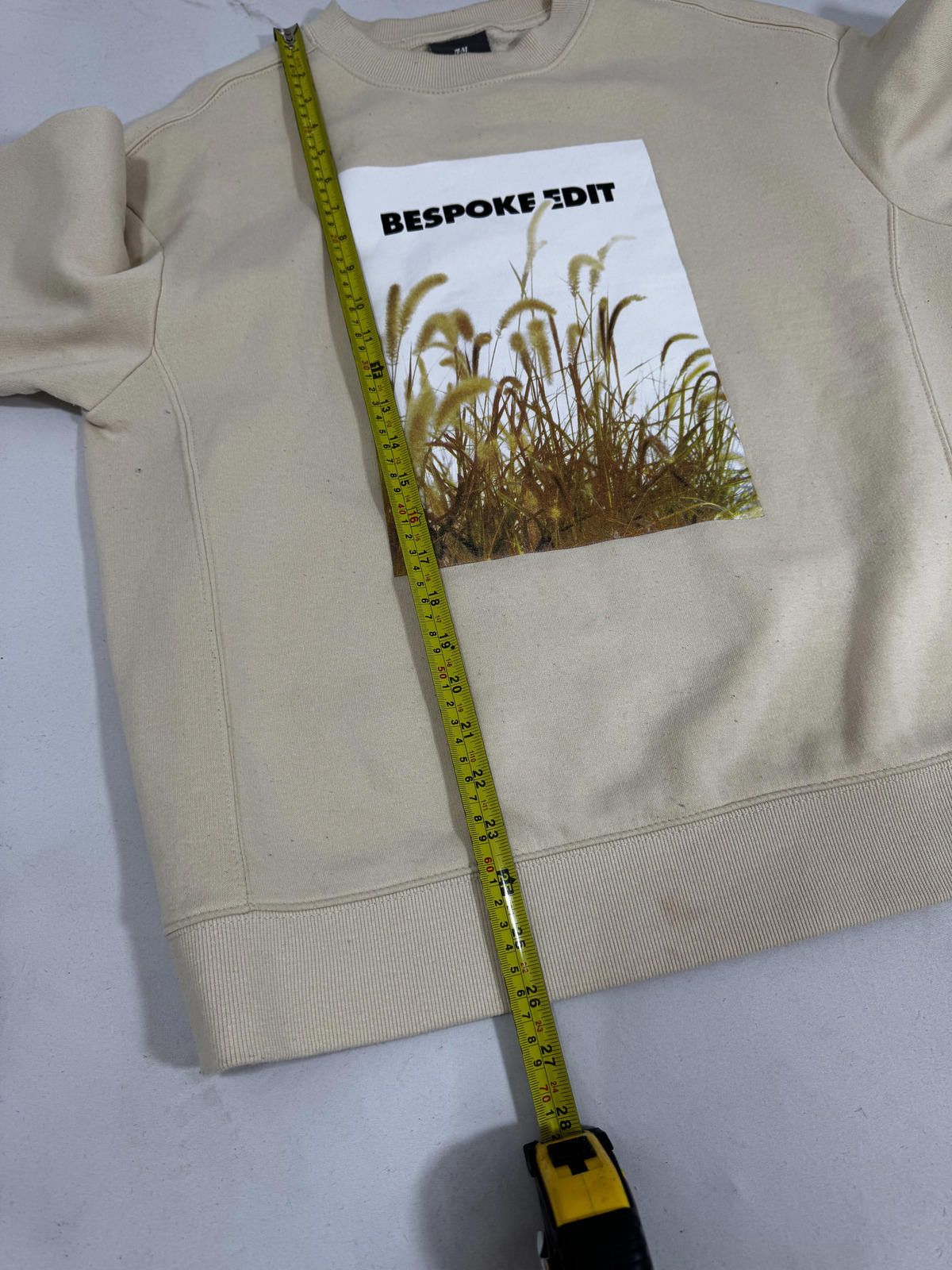 H&M H&M Men's Beige Sweatshirt with 'Bespoke Edit' Graphic Size US M / EU 48-50 / 2 - 5 Thumbnail