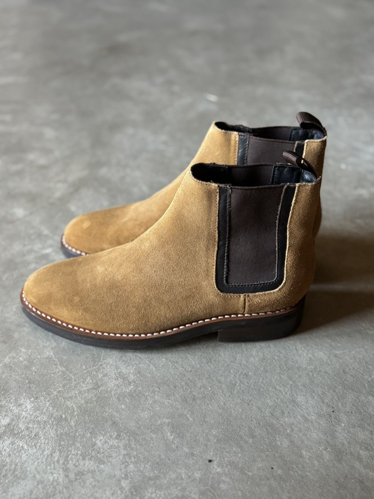 Thursday Boot Company Men’s Duke Chelsea Boots In Honey Tan Suede Size US 9.5 / EU 42-43 - 5 Thumbnail