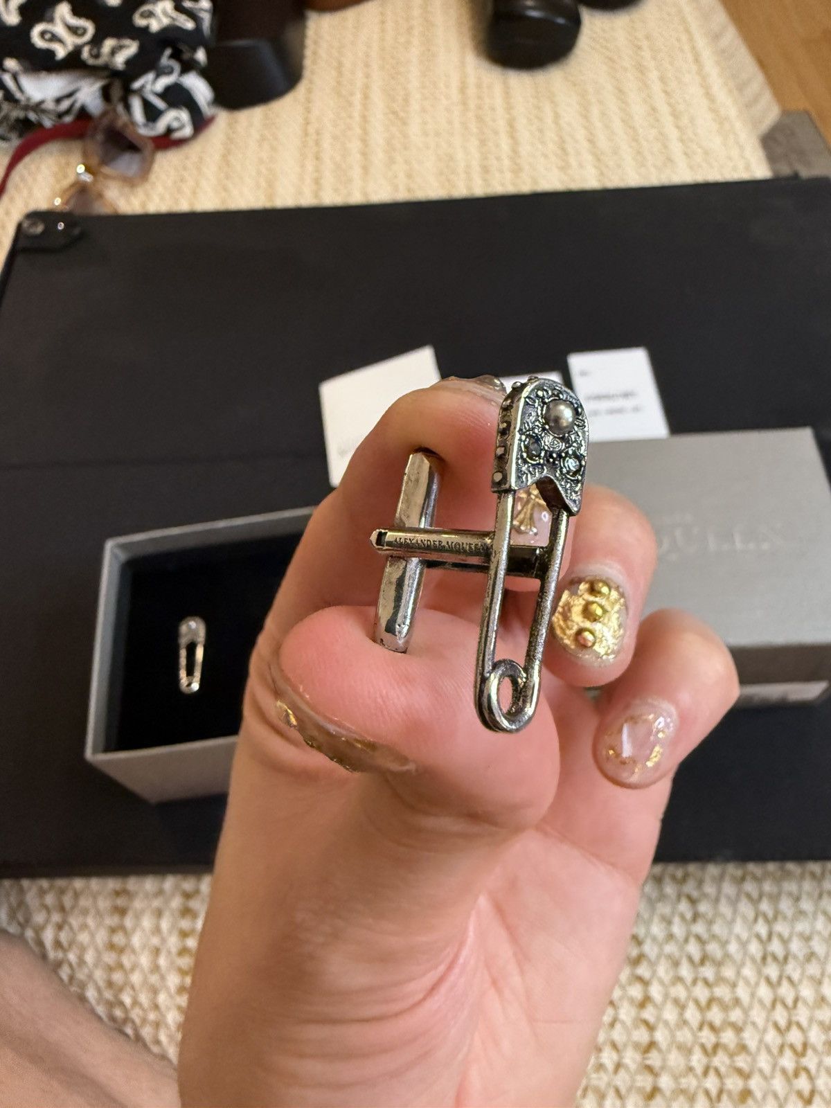 Alexander McQueen 100% Silver SAFETY PIN CUFFLINKS-Alexander Mcqueen Size ONE SIZE - 5 Thumbnail