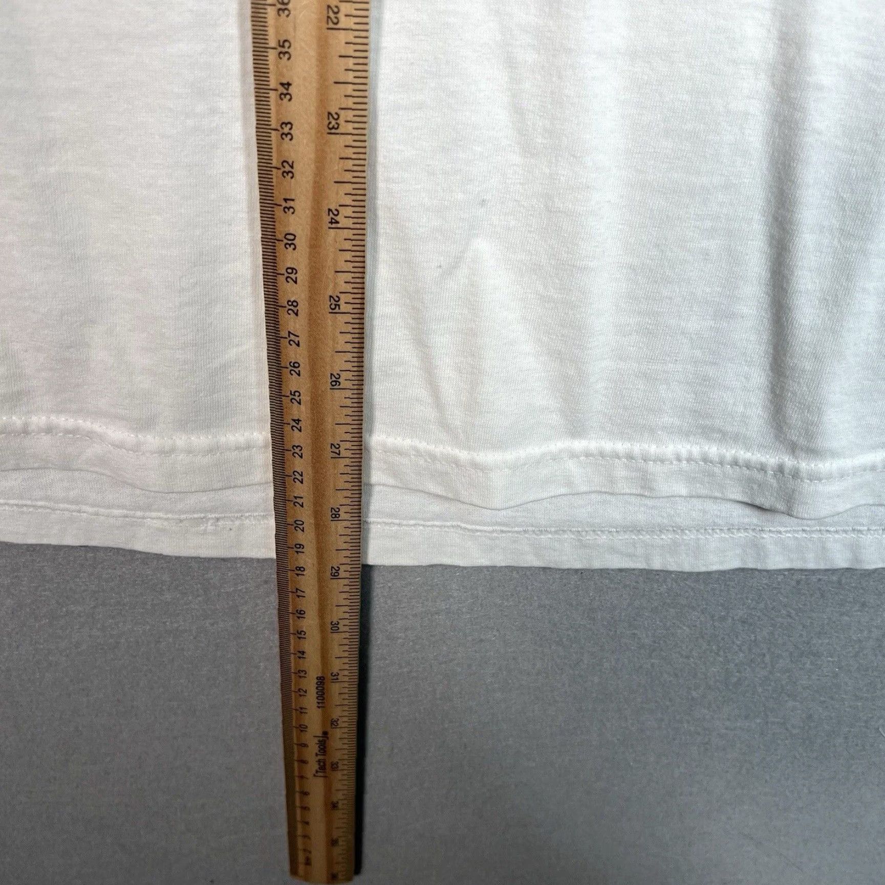 Hanes VINTAGE First United Methodist Church Community Center T Shirt Adult XL White Hanes Graphic Tee Mens XL 1990s White Size US XL / EU 56 / 4 - 3 Thumbnail