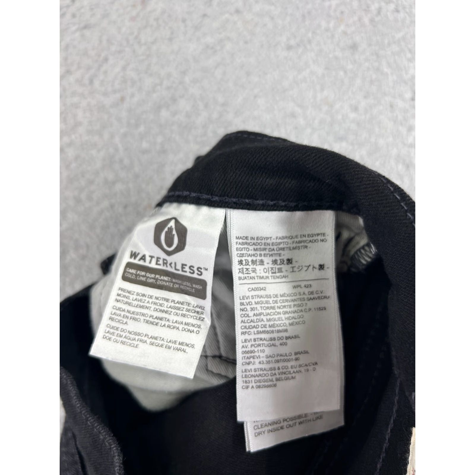 Levi's Levis Jeans Regular 511 Levi's 500 Series 29 Black Denim 28x30 Cotton Blend Zip 5-Pocket Mens Jeans Size US 29 - 7 Thumbnail