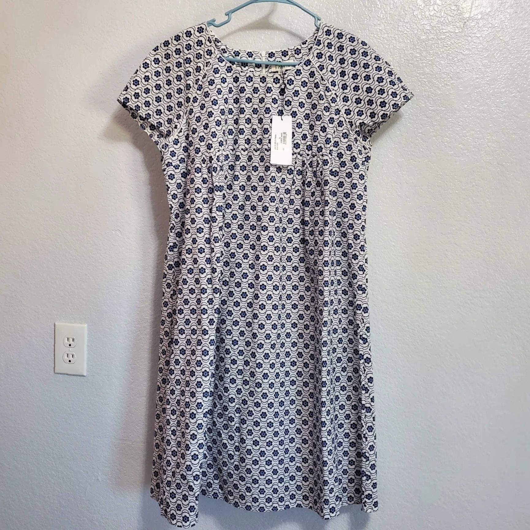 Vintage Molly Bracken Womens Dress White Blue Floral Woven Short Sleeve Casual Size XL Size 40" / US 18 - 2 Thumbnail