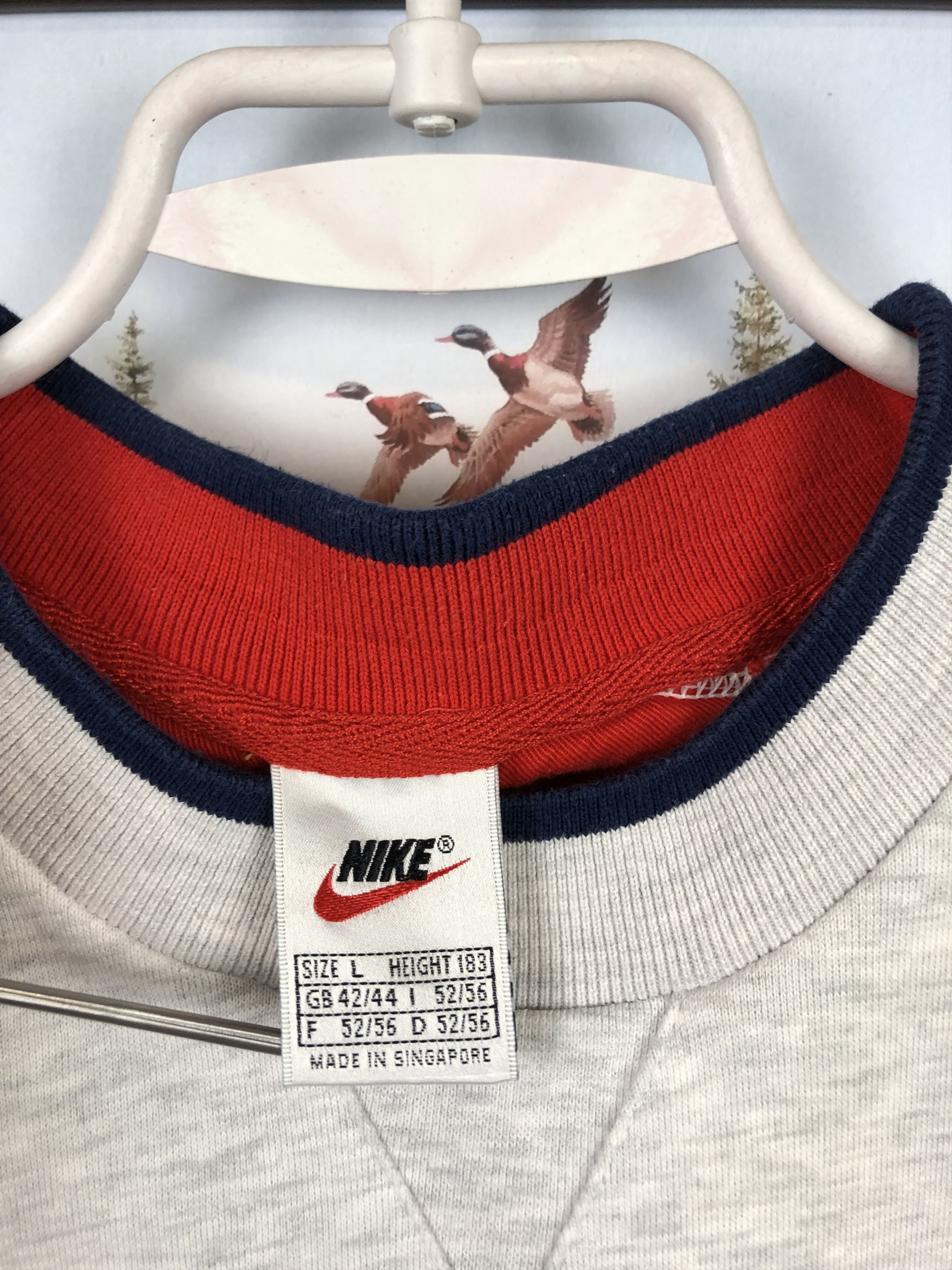 Nike Vintage Nike Sweatshirt Big Logo Swoosh Rare Hype Size US L / EU 52-54 / 3 - 7 Thumbnail
