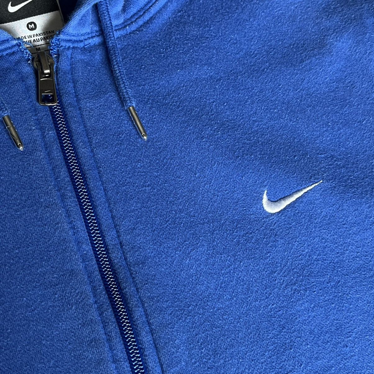 Nike Vintage 2000s Nike Zip Up Basic Swoosh Logo Pullover Hoodie Size US M / EU 48-50 / 2 - 3 Thumbnail