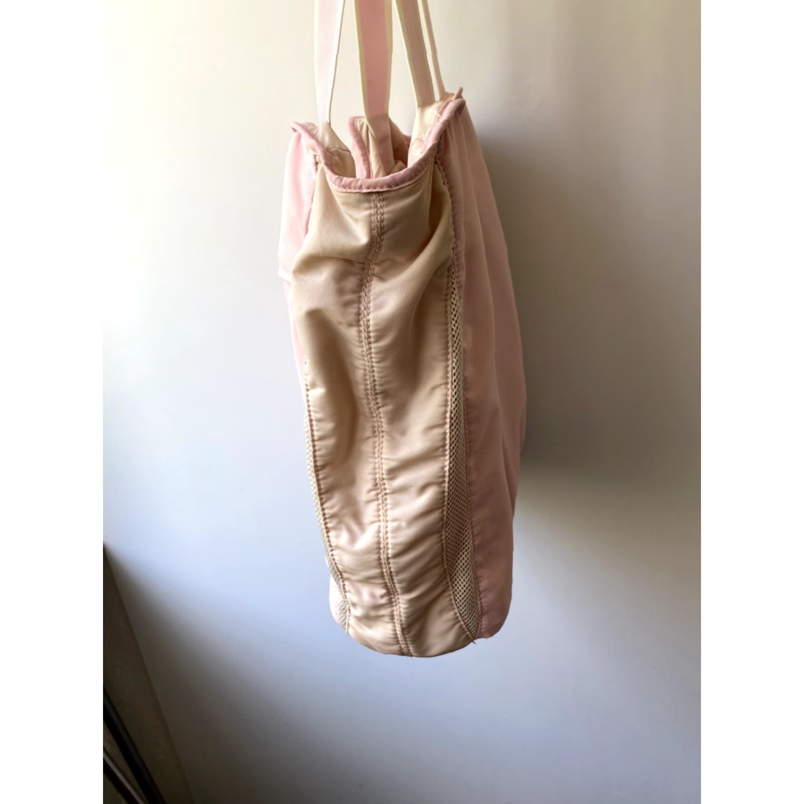 Nike VINTAGE Nike SWOOSH PINK BAG OS Mens Womens 90s Leather Nylon? Size ONE SIZE - 4 Thumbnail