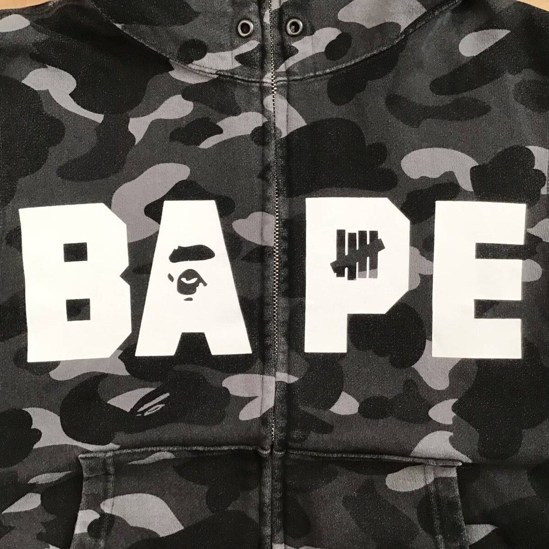 Bape × Undefeated BAPE × Undefeated full zip hoodie a bathing ape Black camo Size US S / EU 44-46 / 1 - 2 Thumbnail