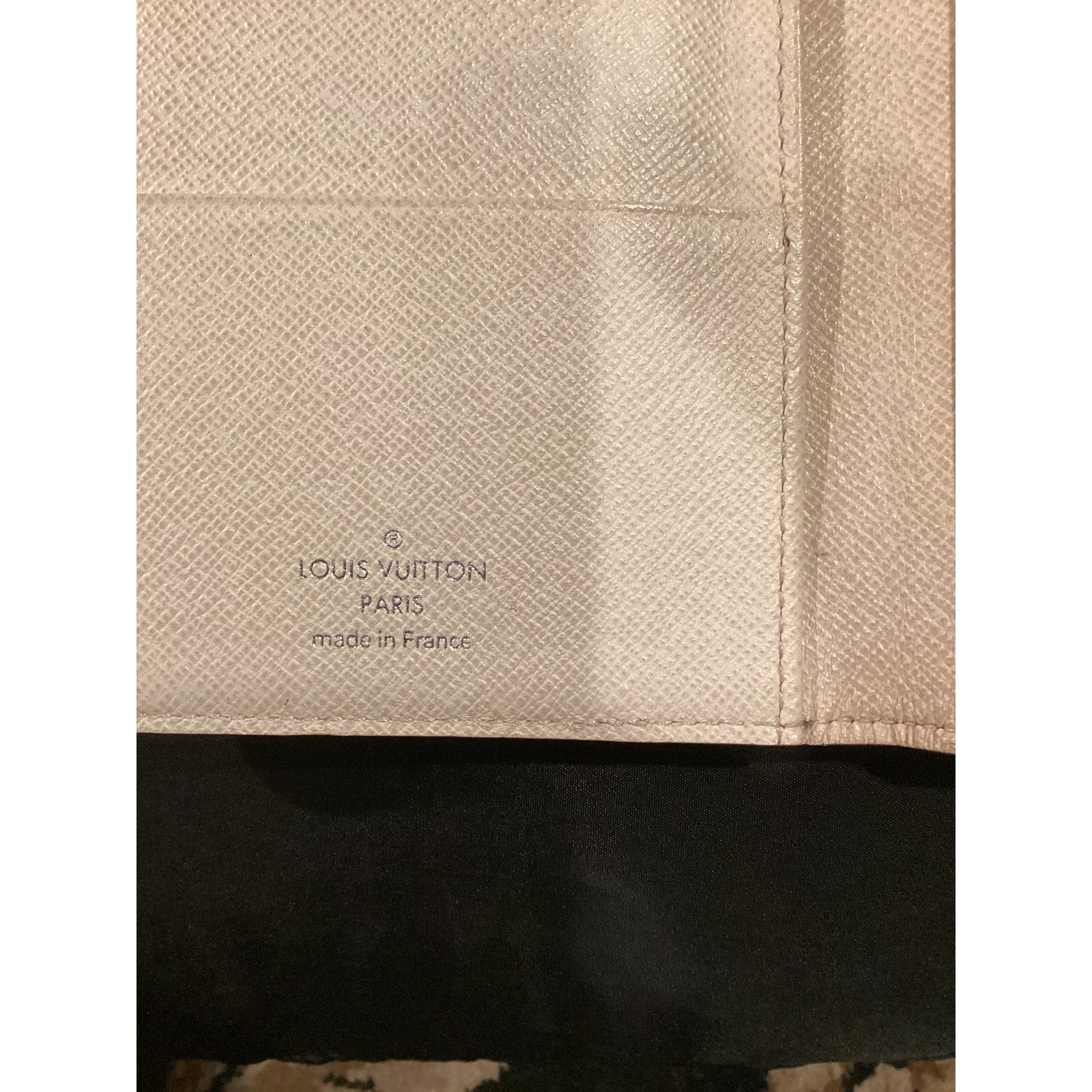 Louis Vuitton Authentic Louis Vuitton Eugenie Wallet in ivory epi leather Size ONE SIZE - 7 Thumbnail