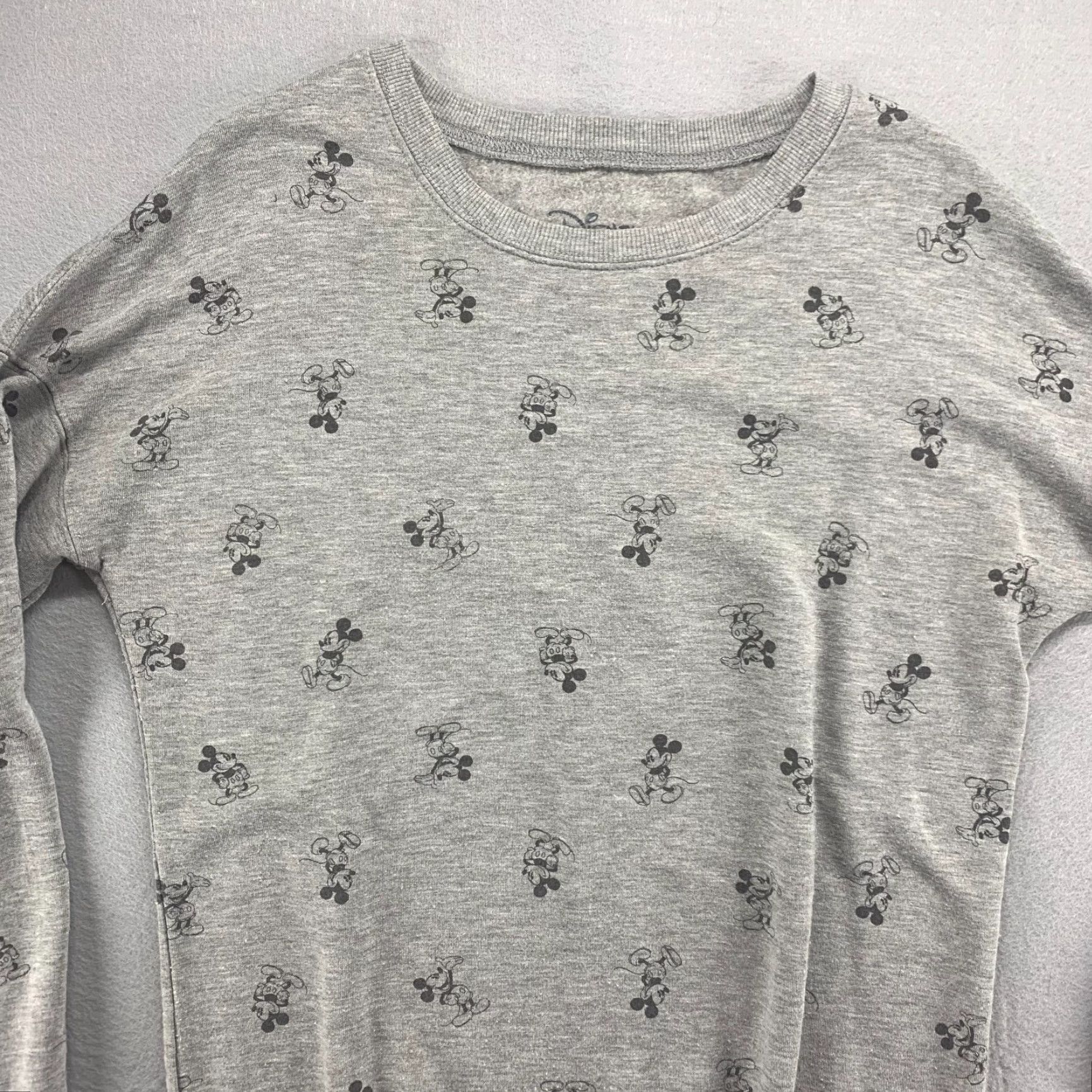 Disney Disney Sweatshirt Womens Medium Gray Mickey Mouse Stretch Long Sleeve Pullover Size M / US 6-8 / IT 42-44 - 3 Thumbnail