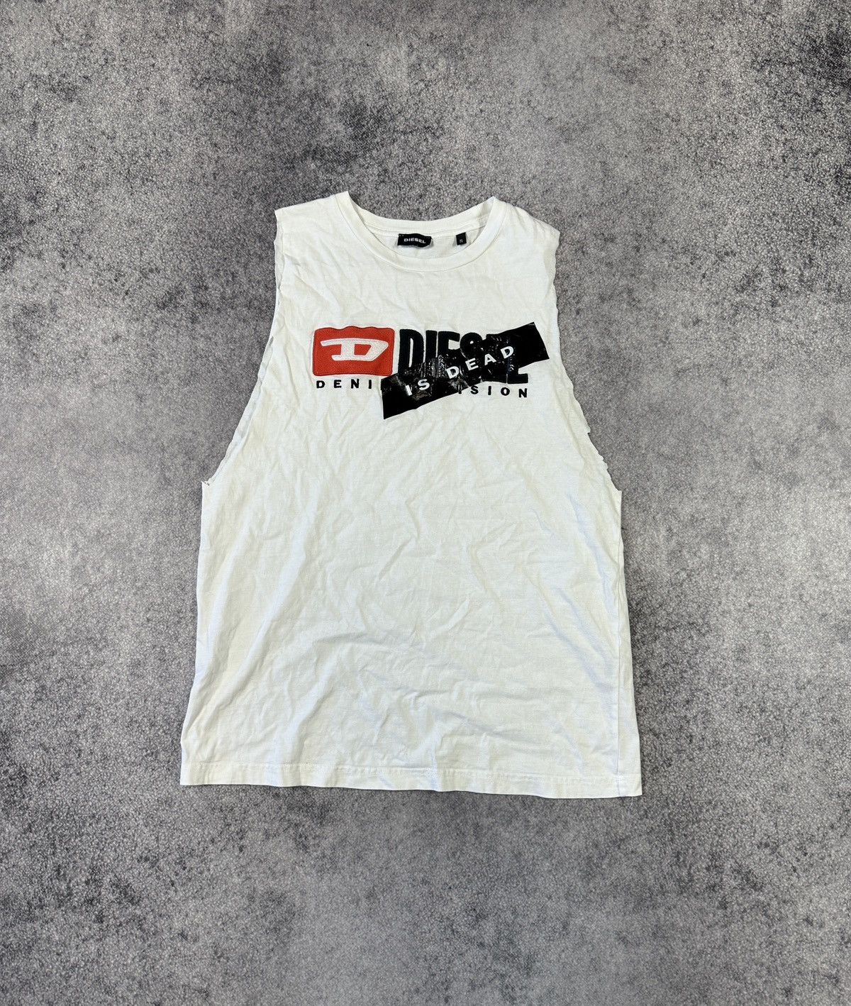 Diesel Y2K Vintage Big Logo Diesel Tank Top Streetwear Rare Casual Size US S / EU 44-46 / 1 - 1 Thumbnail