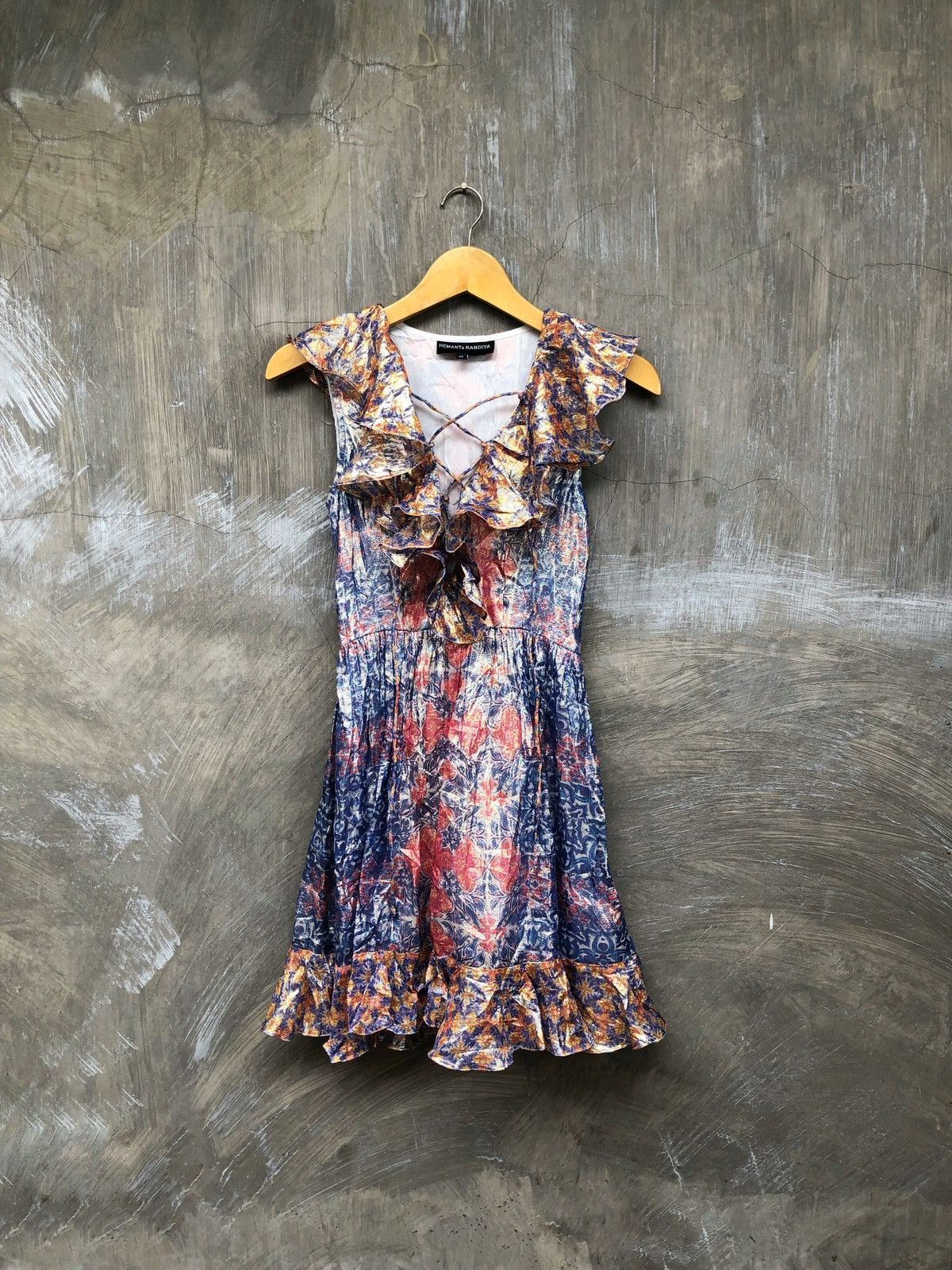 hemant and nandita metallic dress HEMANT & NANDITA Metallic Floral Puff-Sleeve Minidress size L