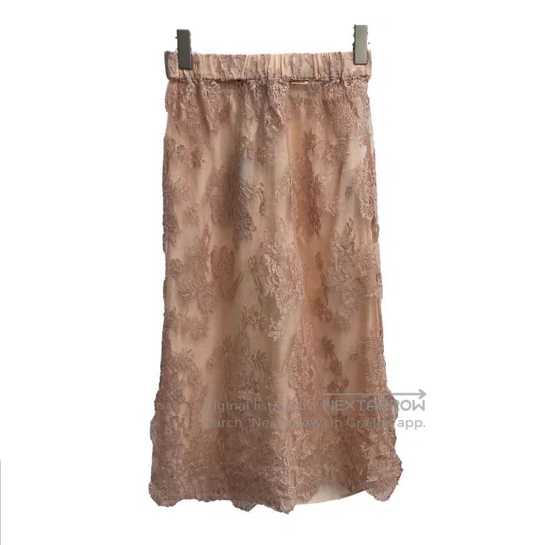 Gucci Gucci Lace skirt Size 27" / US 4 / IT 40 - 2 Thumbnail