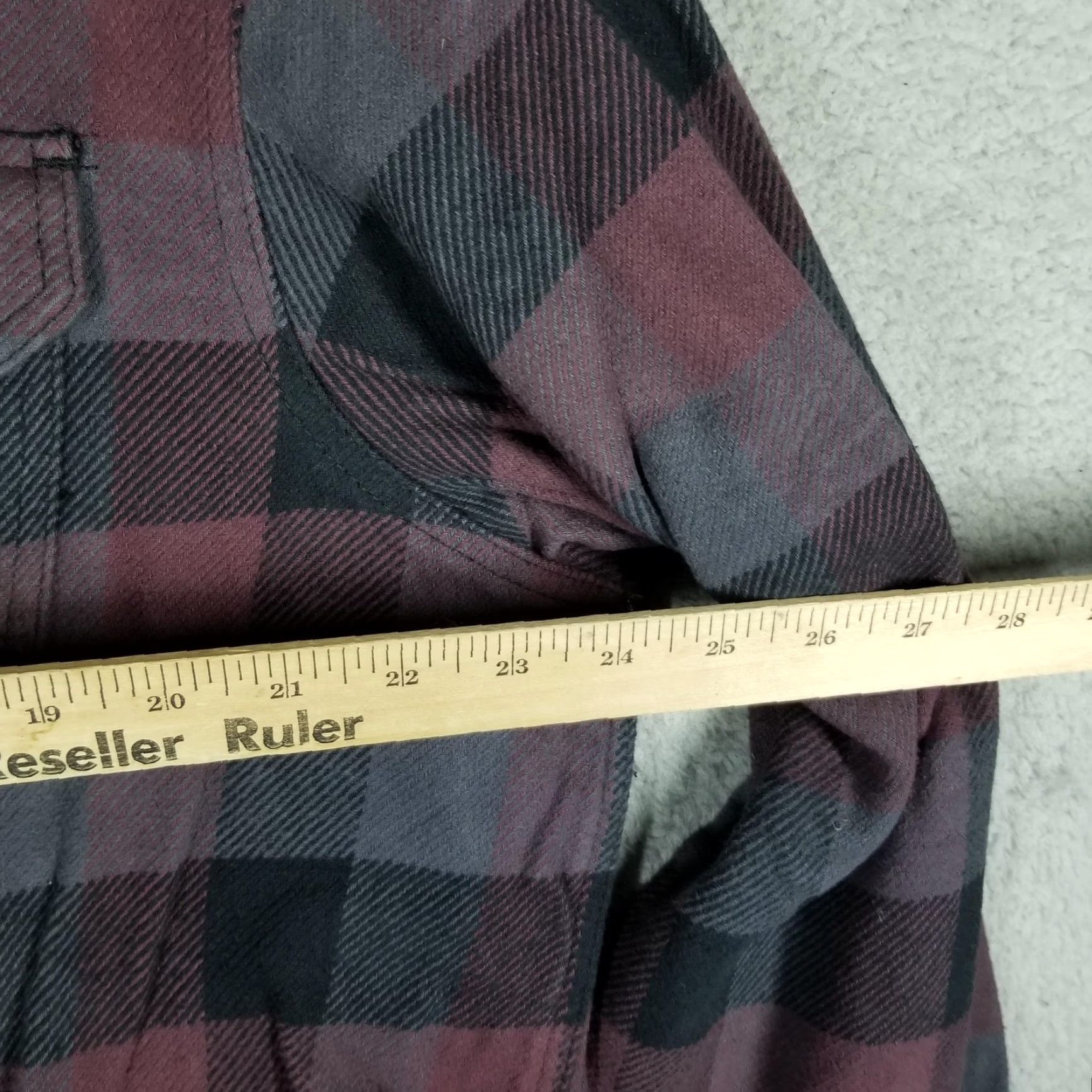 Orvis VINTAGE Orvis Shirt Mens XL Red Gray Black Plaid Flannel Button-Down Long Sleeve Outdoor Mens XL plaid shirt with pockets Size US XL / EU 56 / 4 - 5 Thumbnail