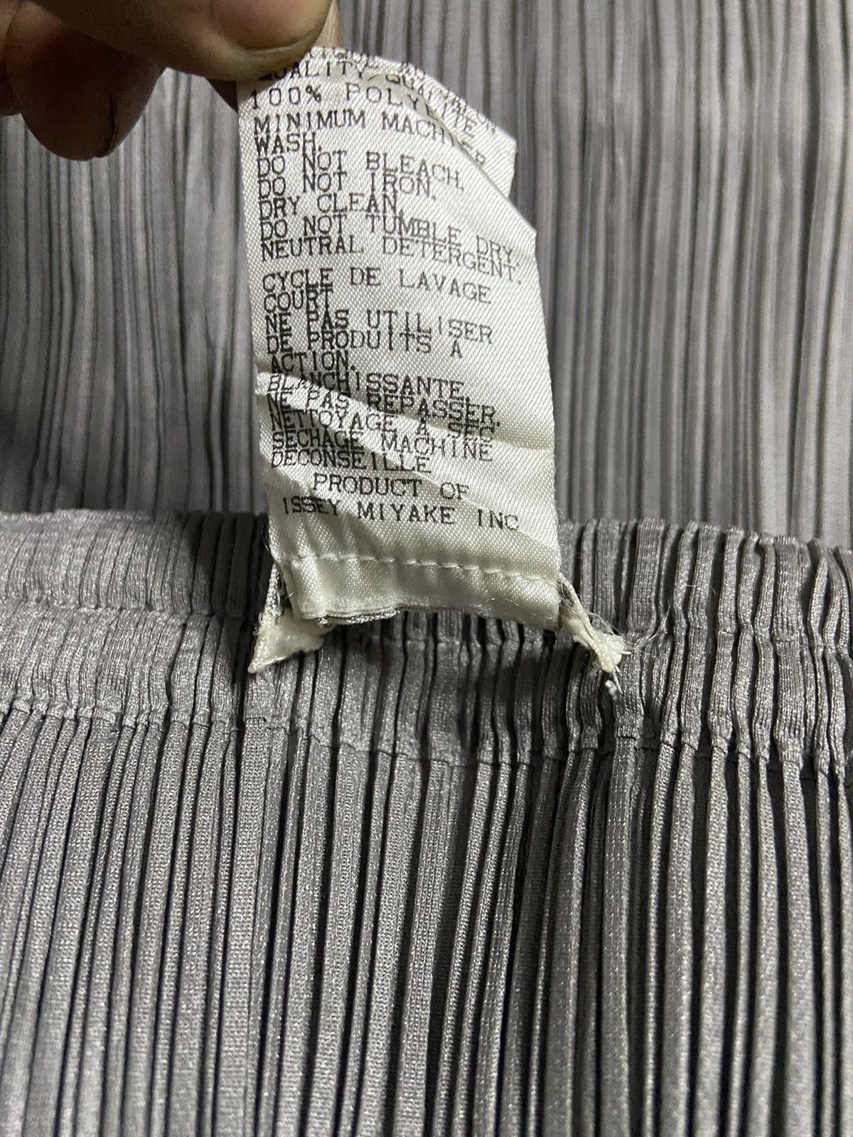 Homme Plisse Issey Miyake × Pleats Please Issey Miyake Offer‼️ PLEATS PLEASE MIDI SKIRT GREY SIZE 1 Size 24" / US 00 / IT 34 - 11 Thumbnail