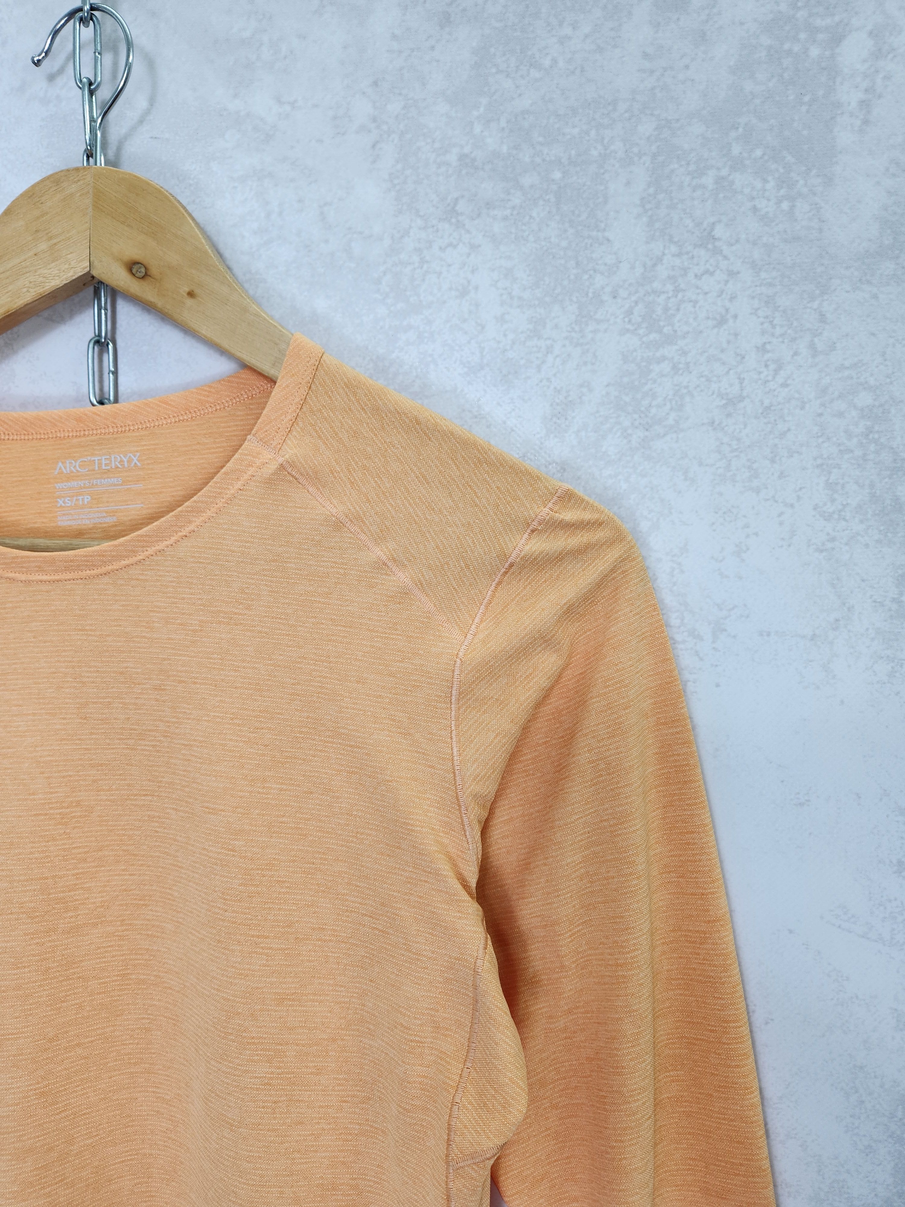 Arc'teryx Arcteryx light long sleeve Size XS / US 0-2 / IT 36-38 - 8 Thumbnail