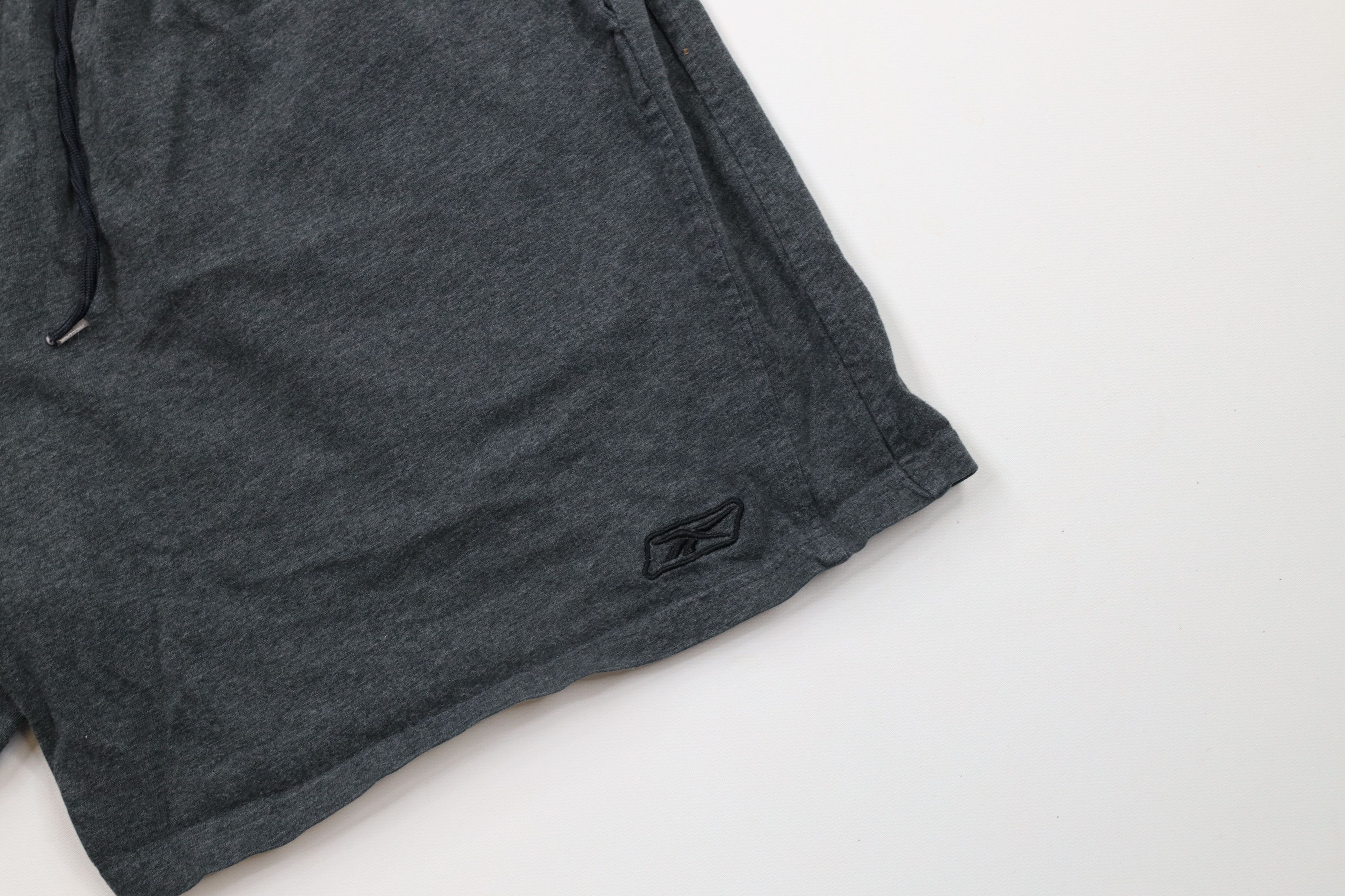 Reebok × Vintage Vintage 90s Reebok Logo Above Knee Shorts Heather Gray Size US 36 / EU 52 - 5 Thumbnail