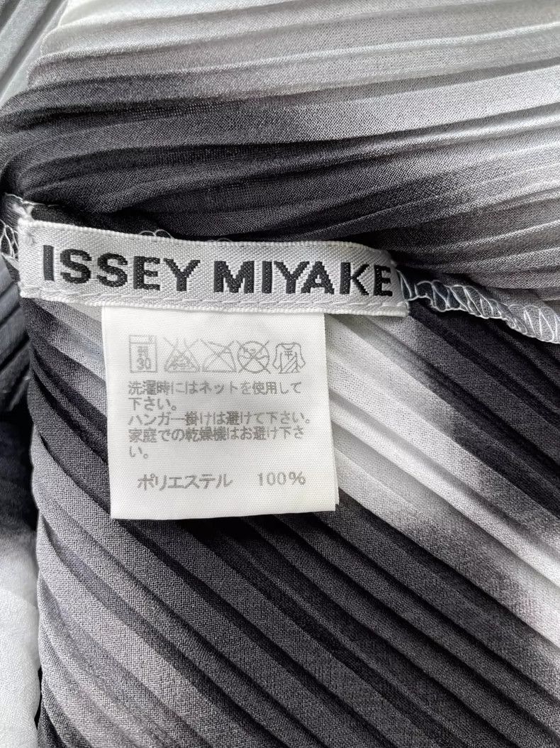 Issey Miyake Issey Miyake size:2 Black mainline transformable sleeve to Size M / US 6-8 / IT 42-44 - 7 Thumbnail
