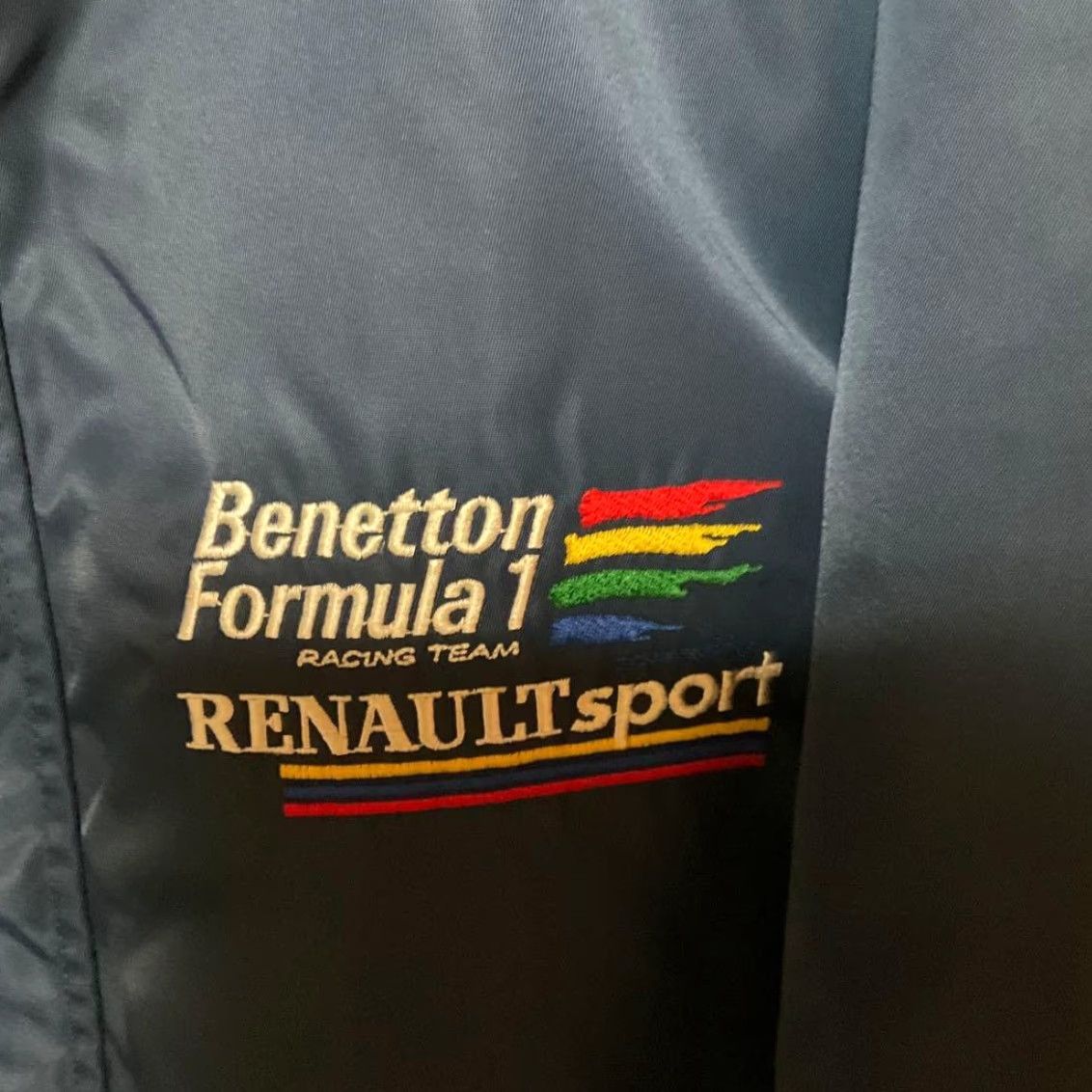 Benetton Benetton Formula 1 Racing Team Renault Down Feather Jacket Size M Japan Vintage Jacket Mens Women Unisex Size US M / EU 48-50 / 2 - 6 Thumbnail