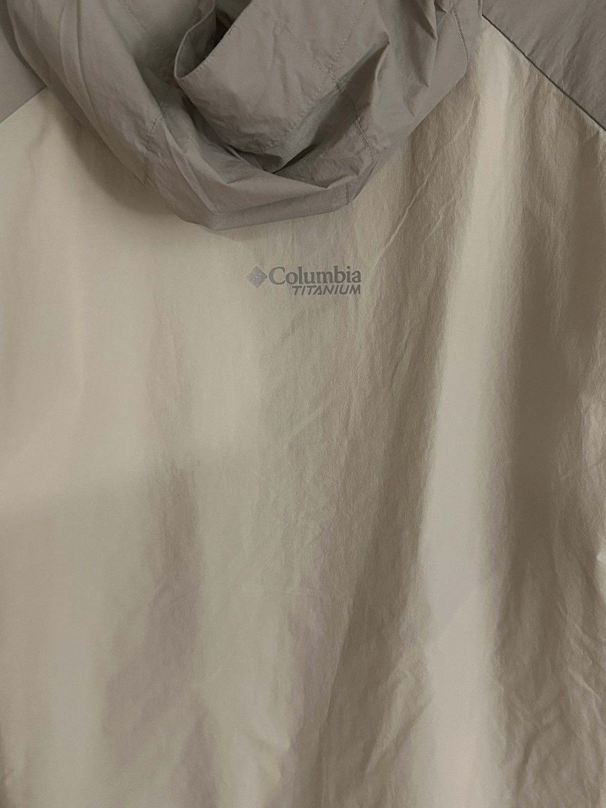 Columbia Columbia Titanium Jacket Size US L / EU 52-54 / 3 - 4 Thumbnail