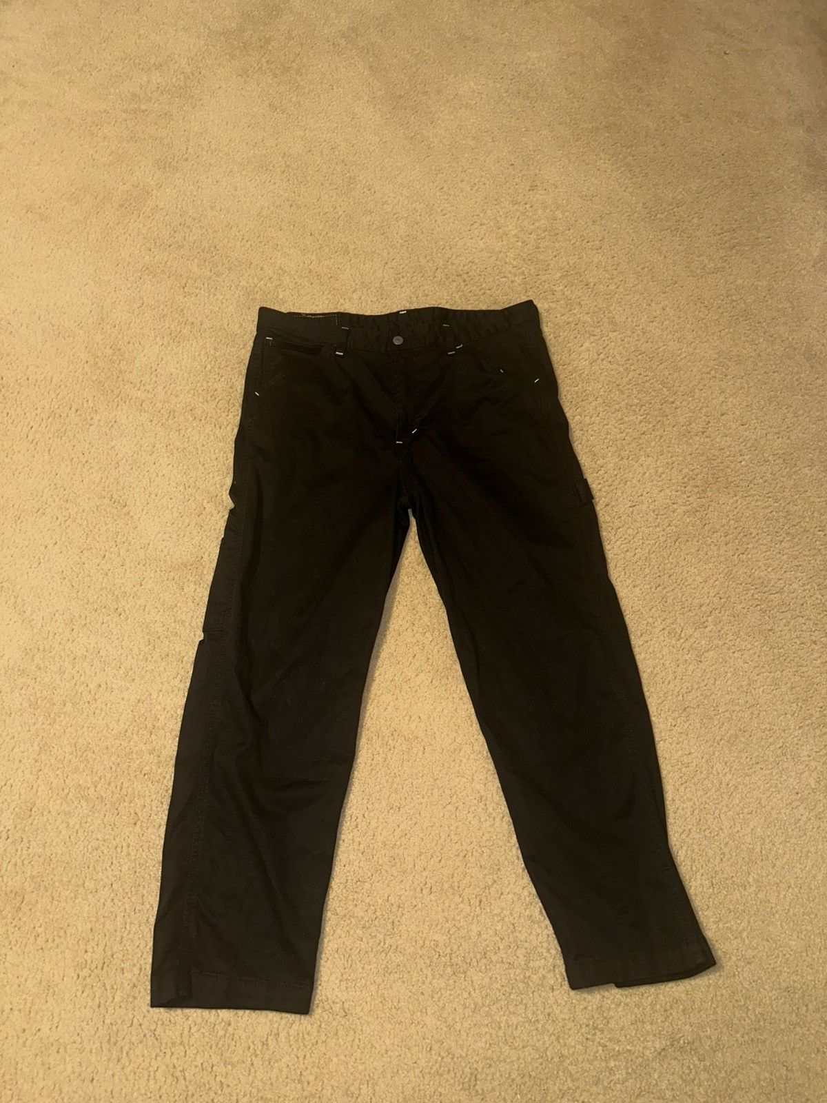 Levi's Levi’s Black Cargo Pants – Straight Leg Size US 36 / EU 52 - 1 Thumbnail