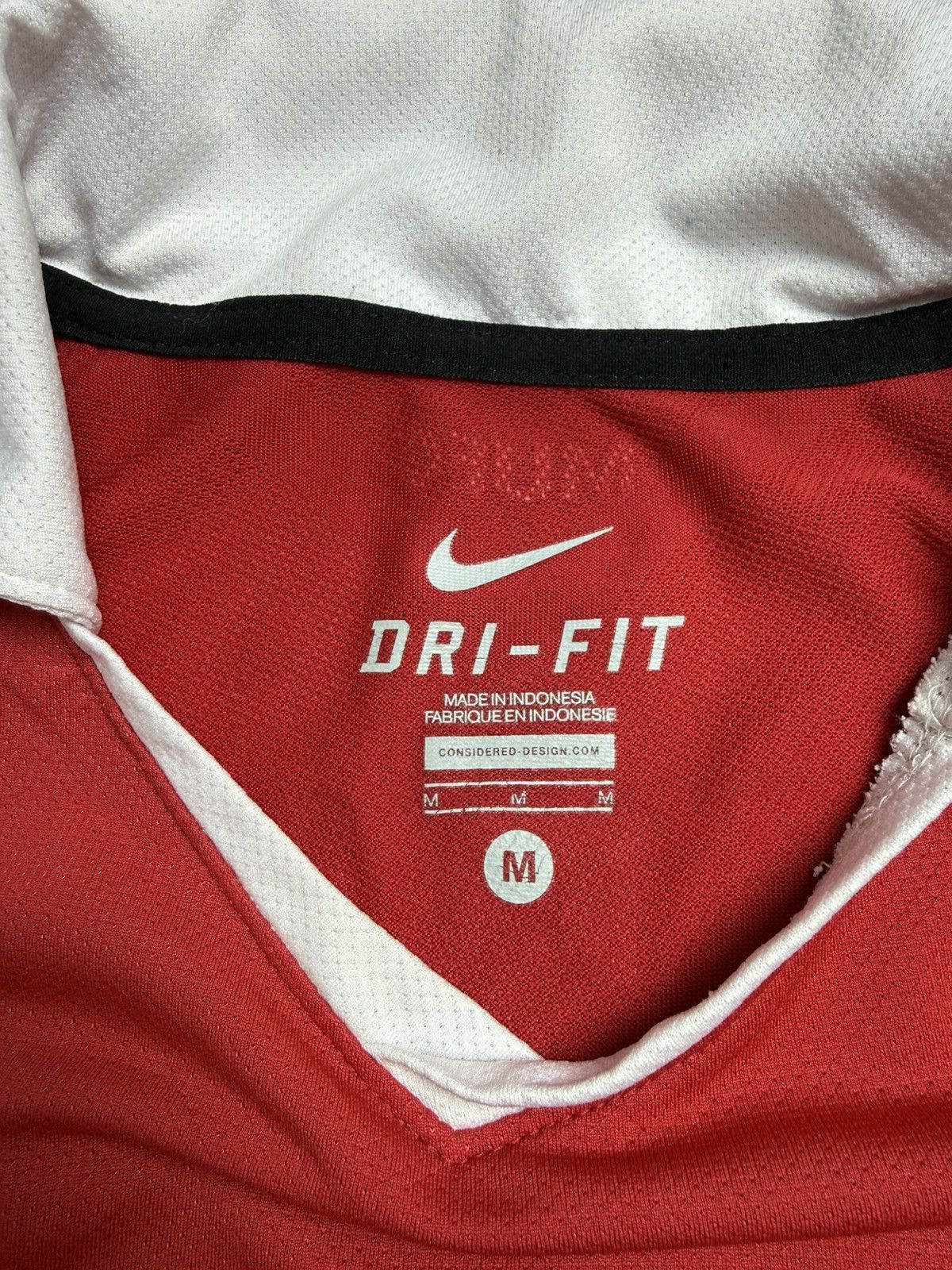 Nike 2010-11 Manchester United Nike Aon Football Shirt Morrison M Size US M / EU 48-50 / 2 - 8 Thumbnail