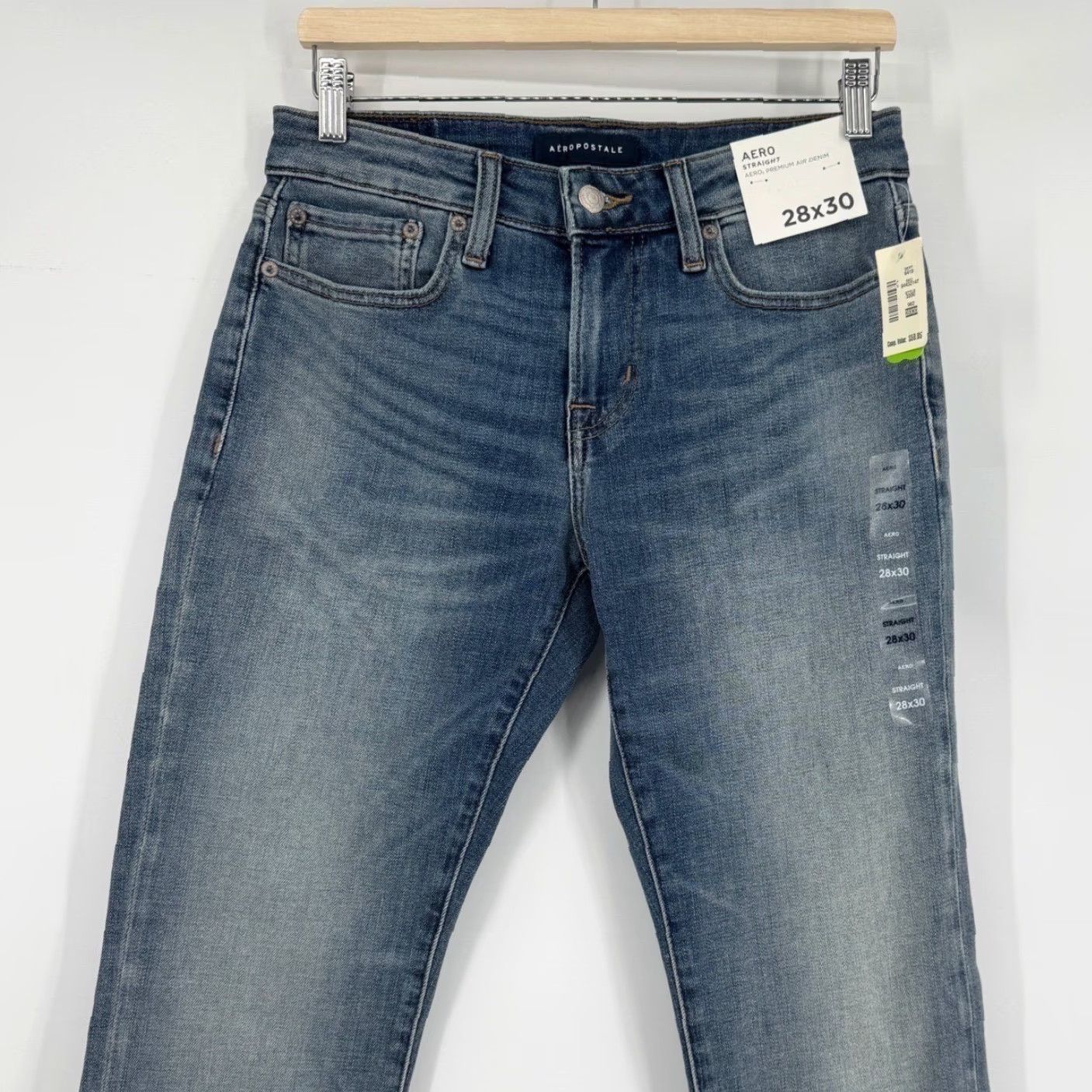 Aeropostale Aeropostale Jeans 28x30 Denim Straight Blue Light Wash NWT Mens Casual Classic 5-Pocket Distressed Stretch Size US 28 / EU 44 - 2 Thumbnail