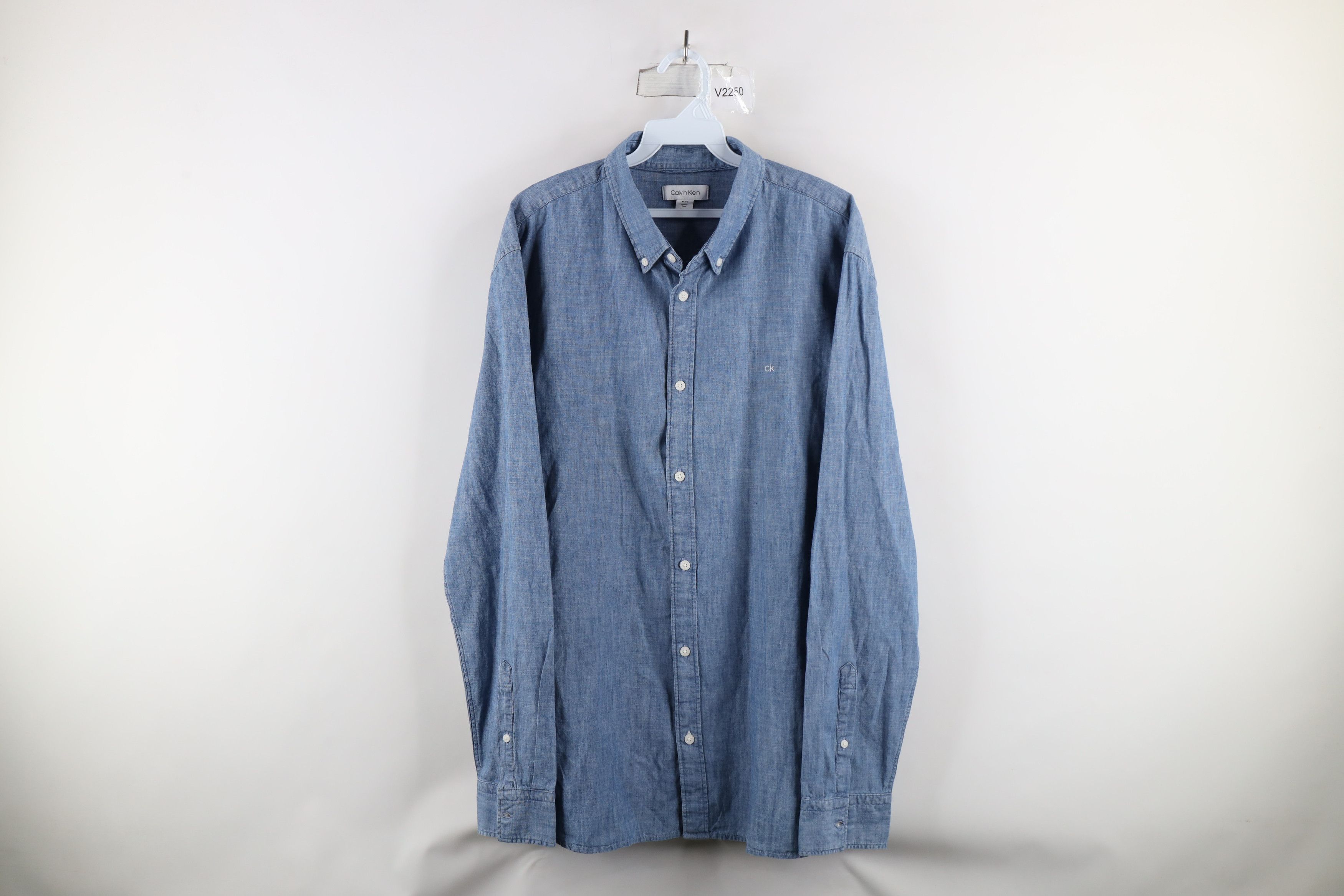 Calvin Klein × Vintage Vintage Calvin Klein Collared Button Down Shirt Blue Size US XL / EU 56 / 4 - 1 Thumbnail