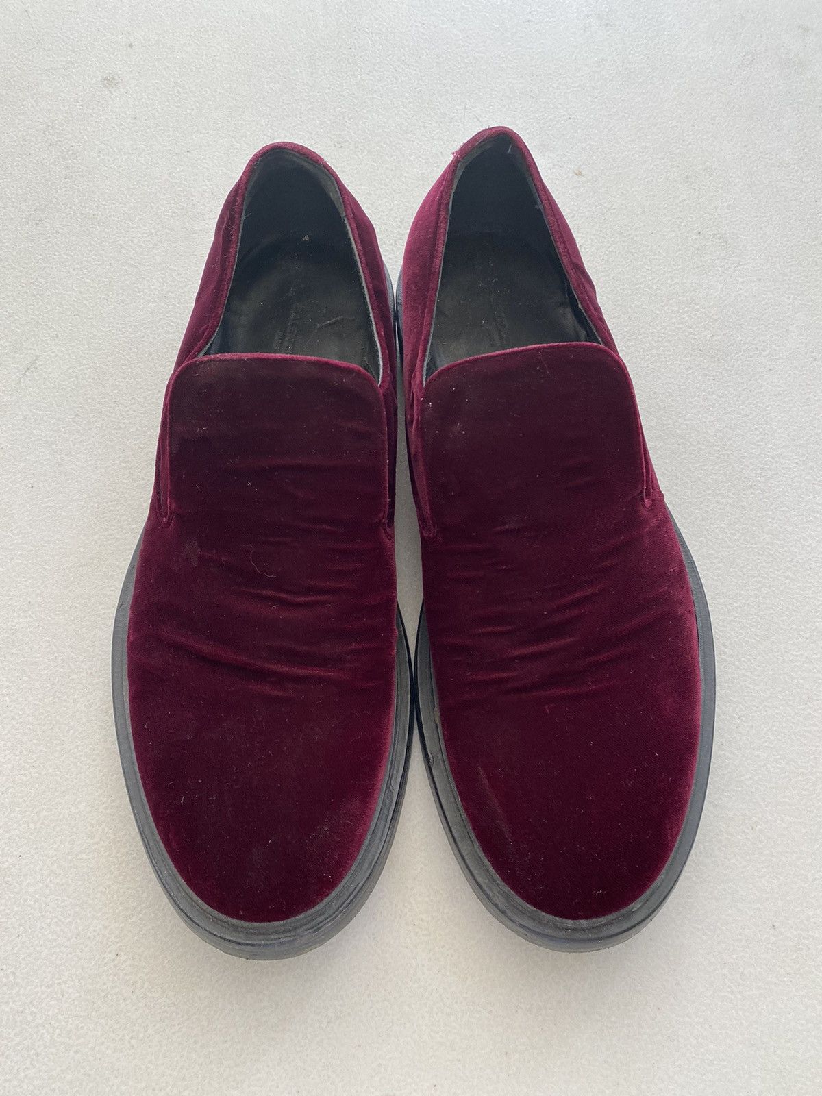 Balenciaga 17SS red velvet slip on loafers Size US 11 / EU 44 - 2 Thumbnail
