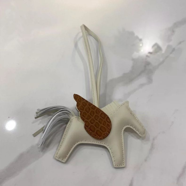 Hermes Hermes Rare Crocodile Leather Horse Charm-2506 Size ONE SIZE - 2 Thumbnail